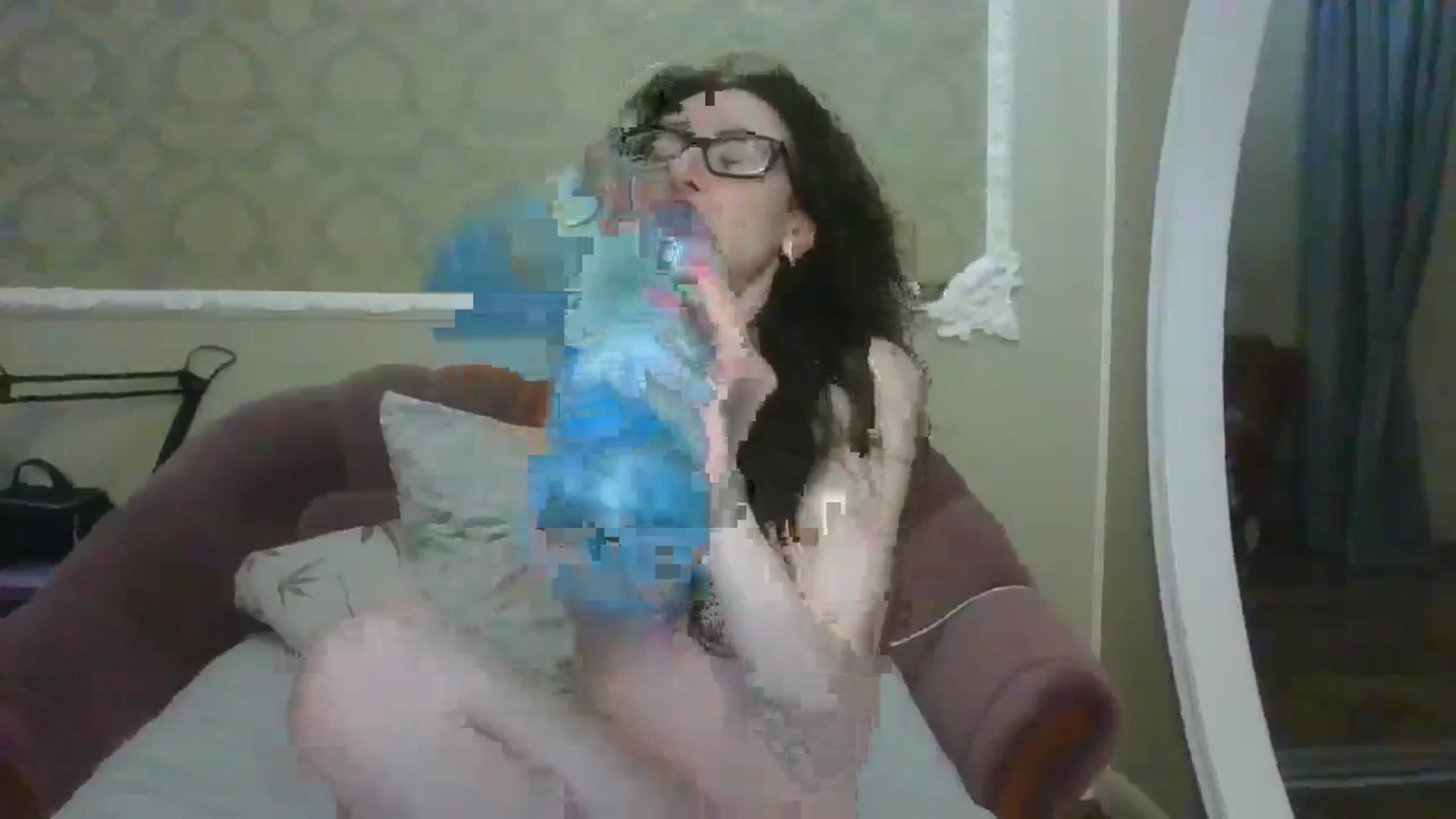 Gallery image thumbnail from Baby_Jewel's myfreecams stream on, 12/04/2023, 15:37 image 11 of 20