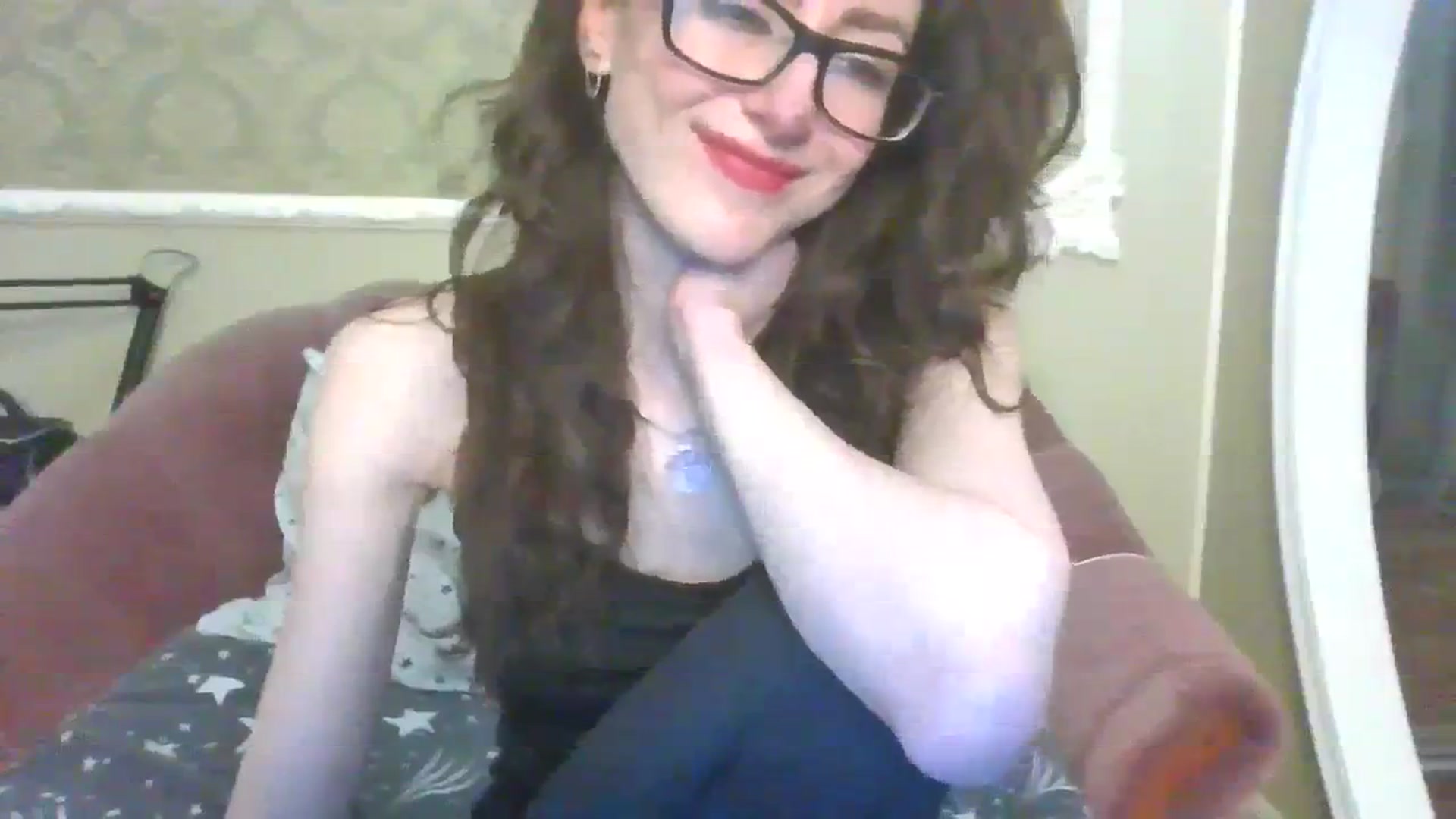 Gallery image thumbnail from Baby_Jewel's myfreecams stream on, 12/21/2023, 16:33 image 10 of 20