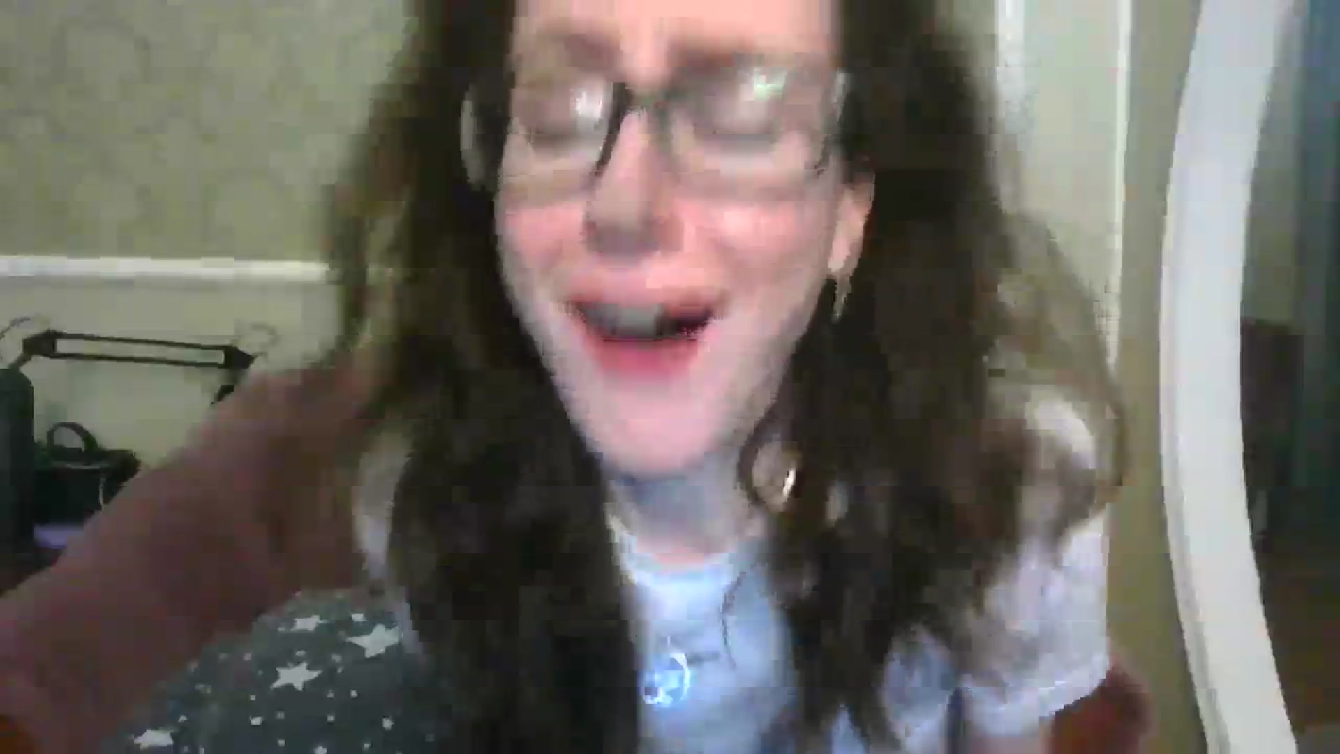 Gallery image thumbnail from Baby_Jewel's myfreecams stream on, 12/22/2023, 15:19 image 2 of 20