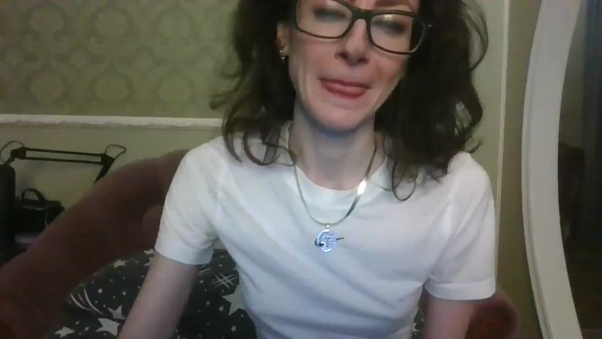 Gallery image thumbnail from Baby_Jewel's myfreecams stream on, 12/22/2023, 15:19 image 1 of 20