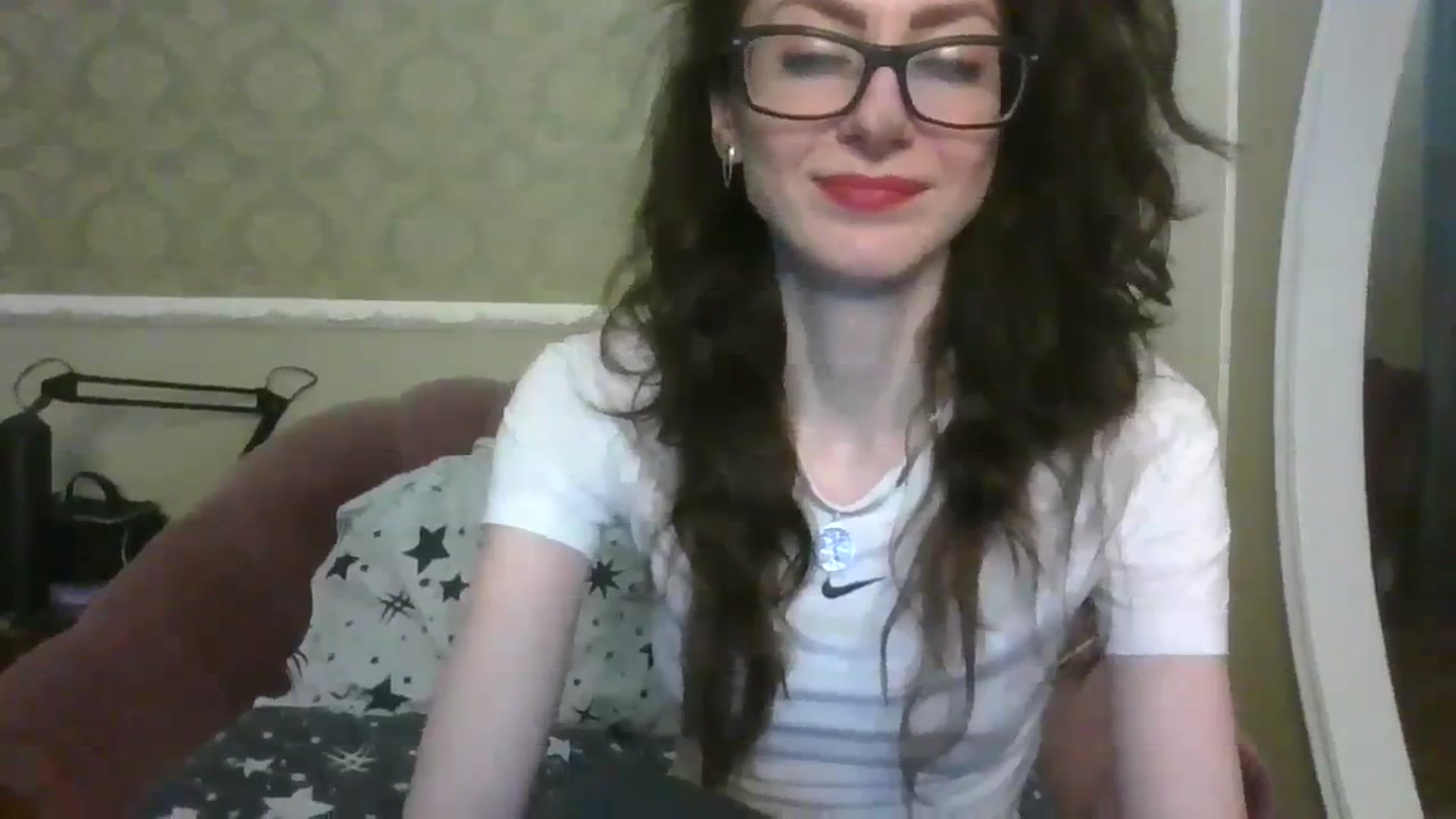 Gallery image thumbnail from Baby_Jewel's myfreecams stream on, 12/22/2023, 15:19 image 10 of 20