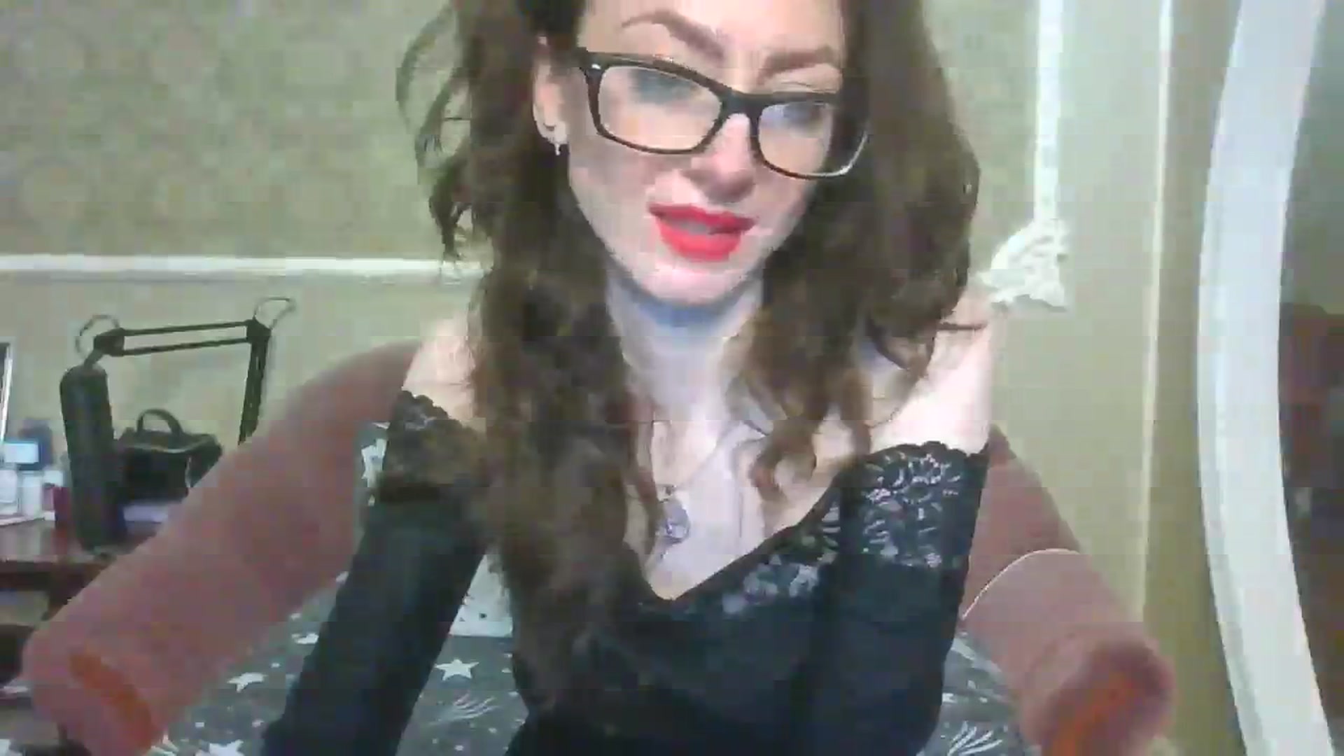 Gallery image thumbnail from Baby_Jewel's myfreecams stream on, 12/24/2023, 15:24 image 16 of 20