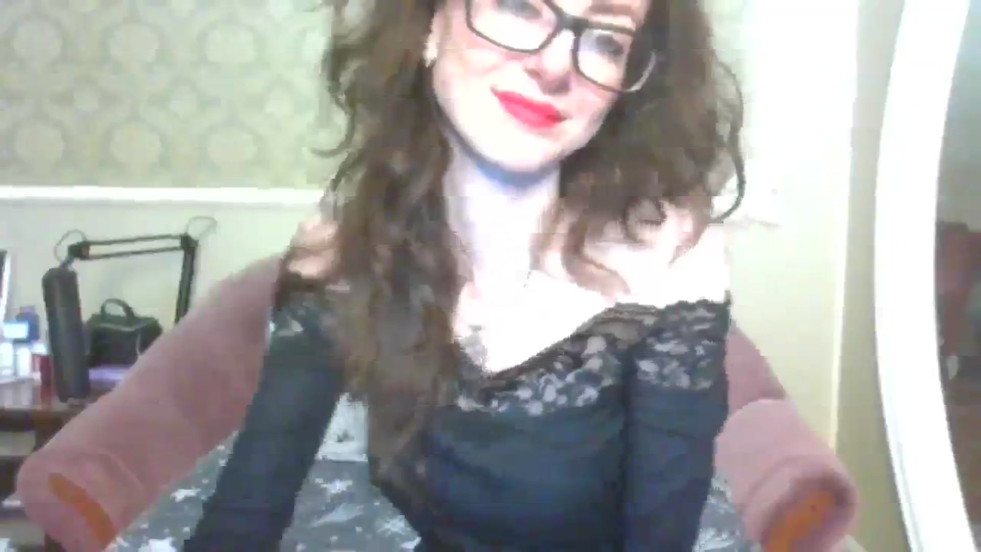 Gallery image thumbnail from Baby_Jewel's myfreecams stream on, 12/24/2023, 15:24 image 5 of 20