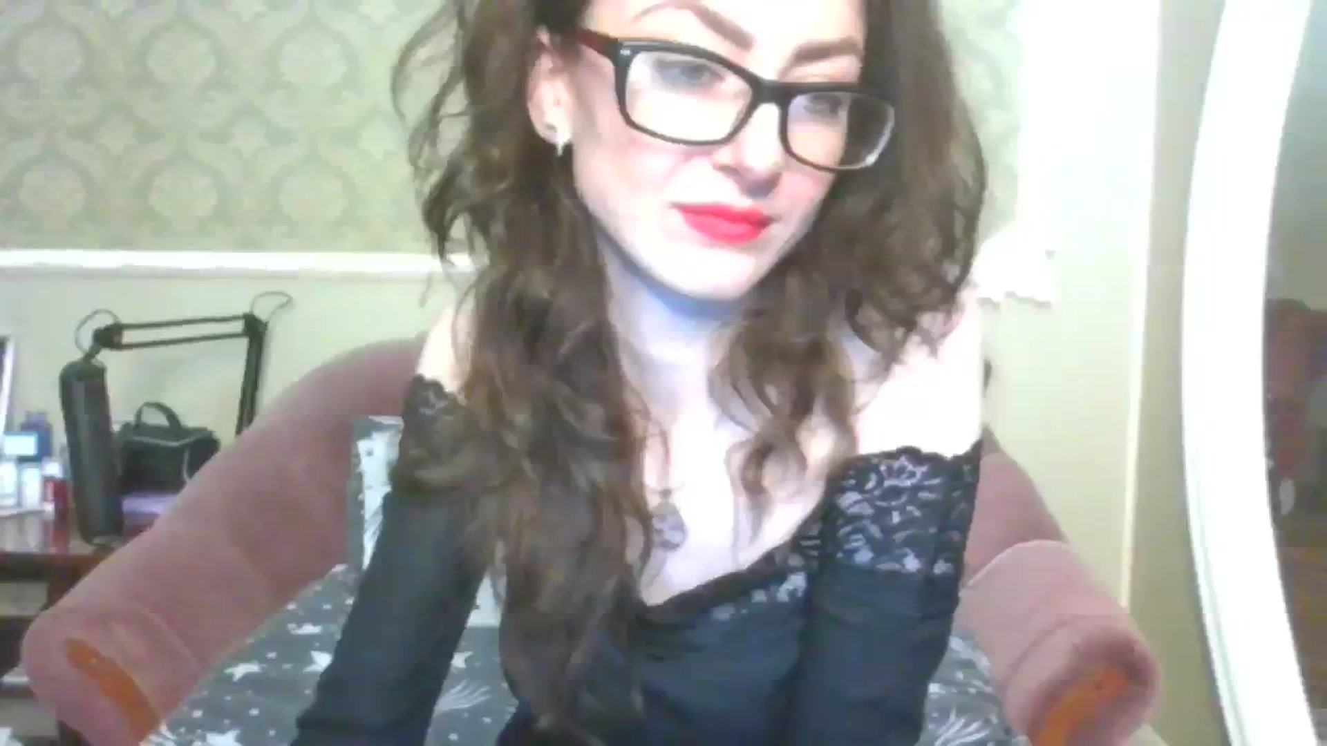 Gallery image thumbnail from Baby_Jewel's myfreecams stream on, 12/24/2023, 15:24 image 15 of 20