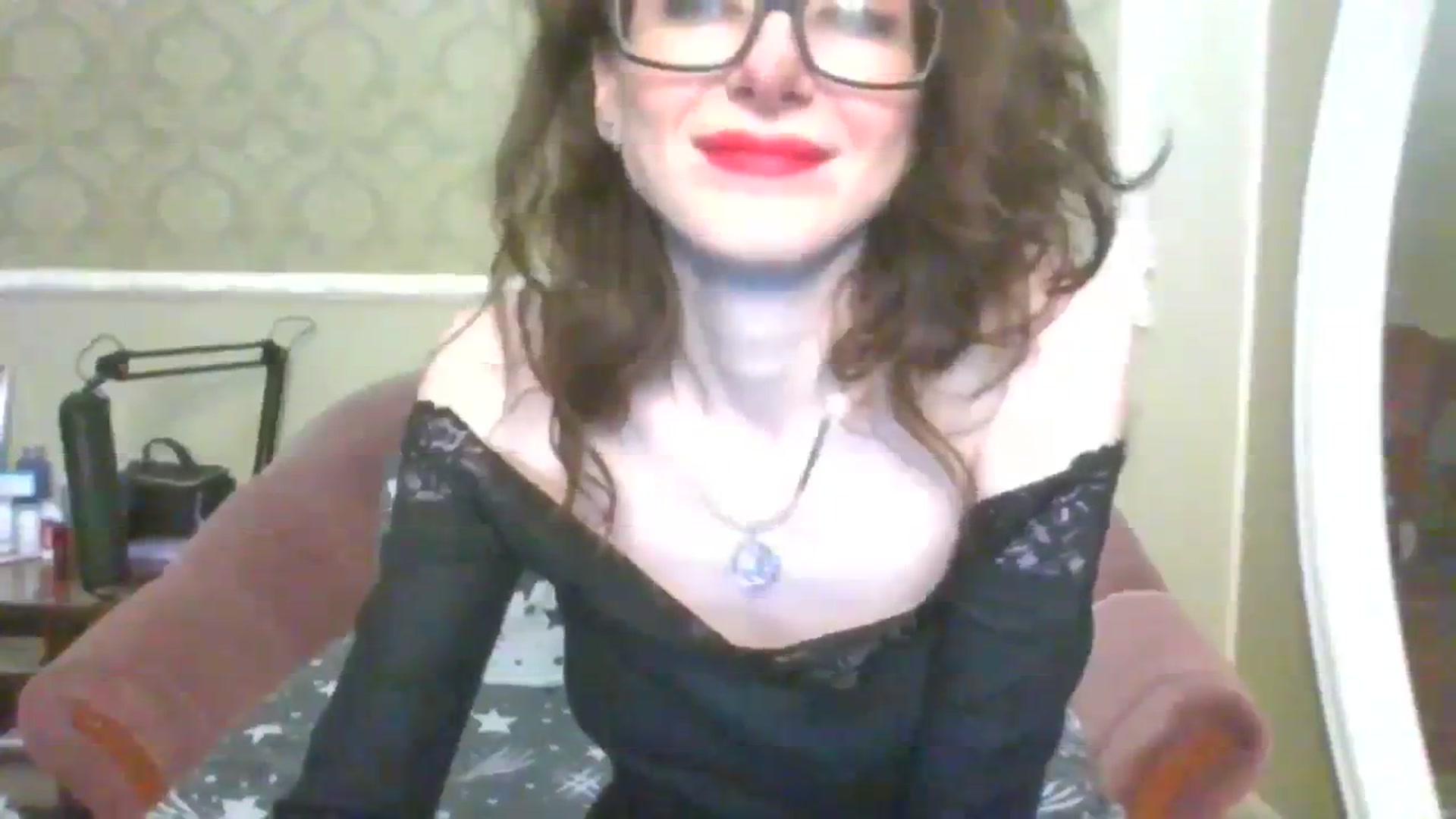 Gallery image thumbnail from Baby_Jewel's myfreecams stream on, 12/24/2023, 15:59 image 9 of 20