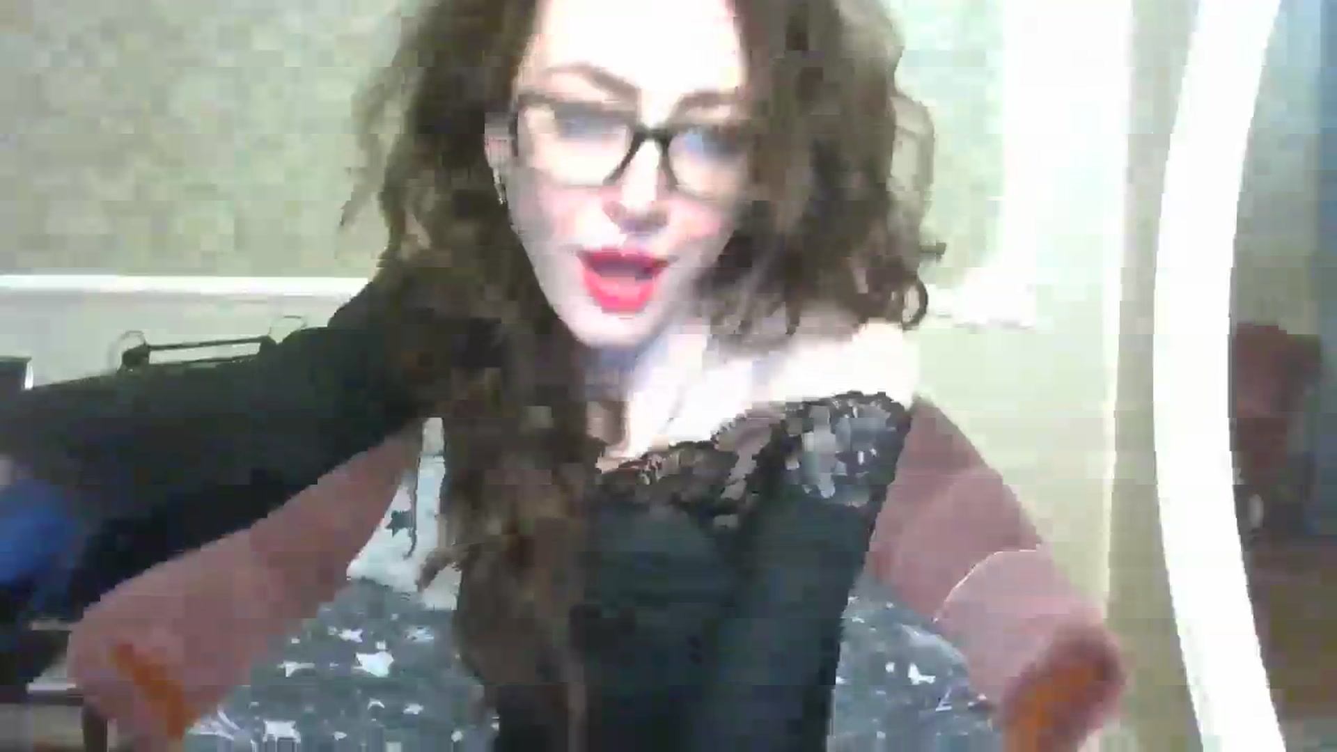 Gallery image thumbnail from Baby_Jewel's myfreecams stream on, 12/24/2023, 17:25 image 7 of 20