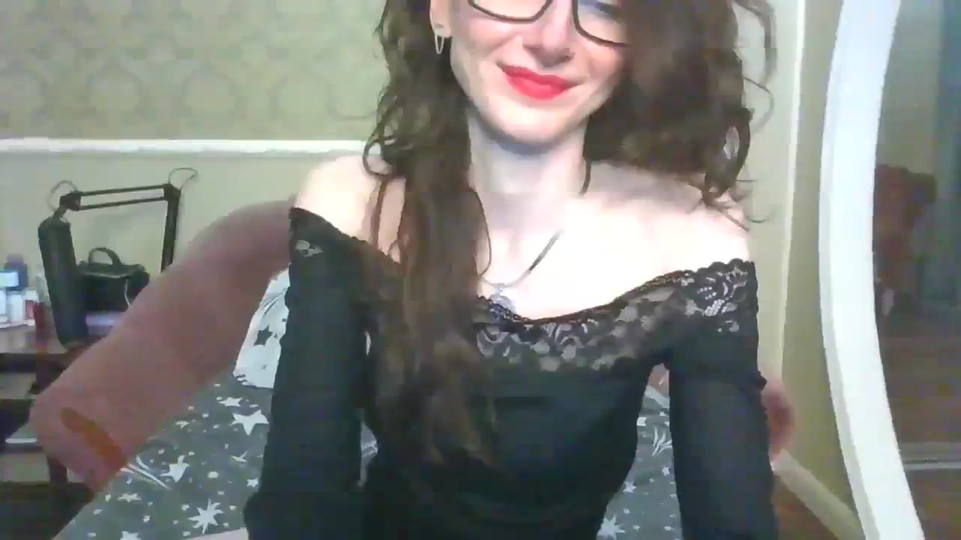 Gallery image thumbnail from Baby_Jewel's myfreecams stream on, 12/24/2023, 17:25 image 13 of 20