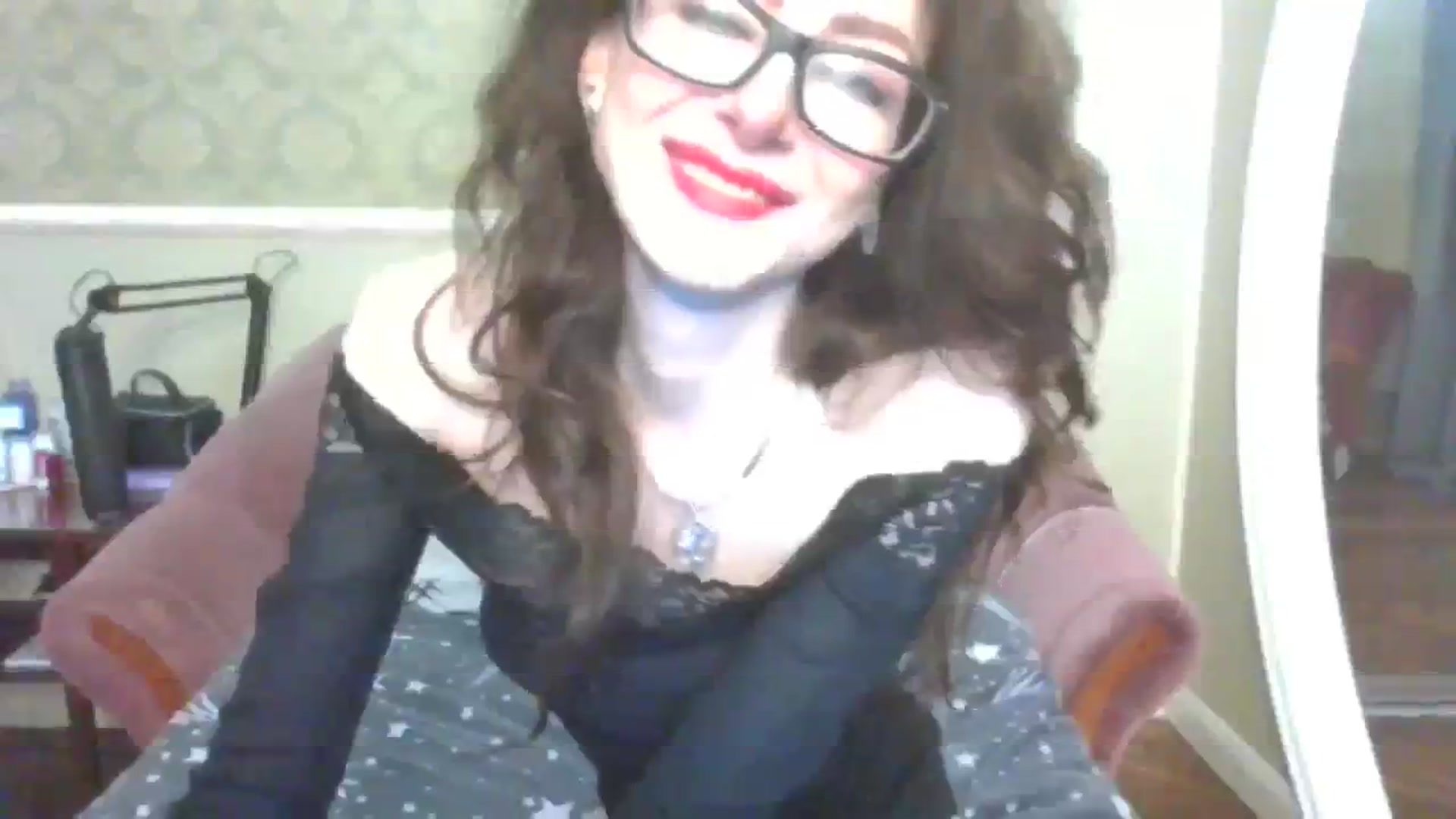 Gallery image thumbnail from Baby_Jewel's myfreecams stream on, 12/24/2023, 17:25 image 18 of 20