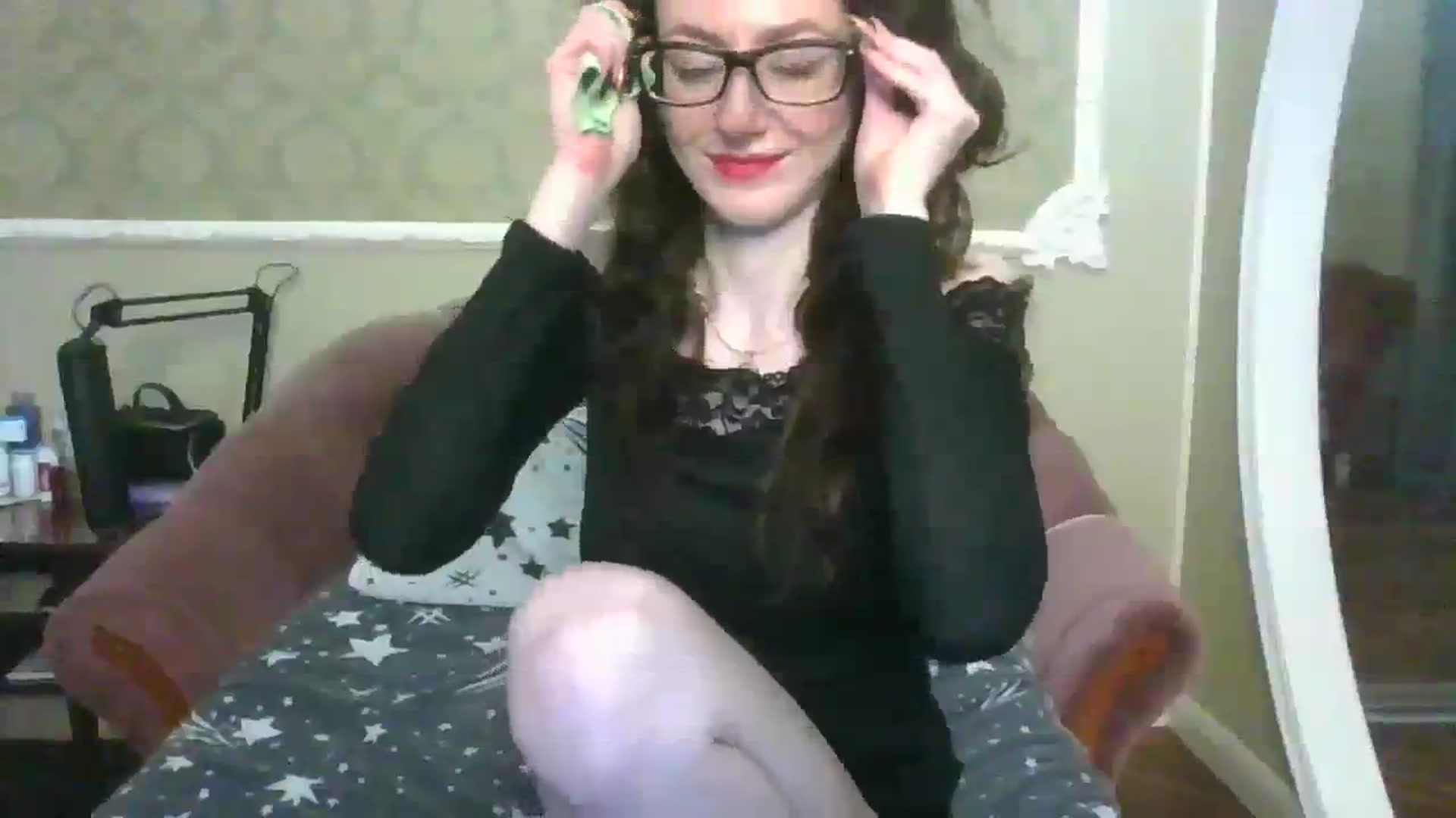 Gallery image thumbnail from Baby_Jewel's myfreecams stream on, 12/24/2023, 19:01 image 6 of 20