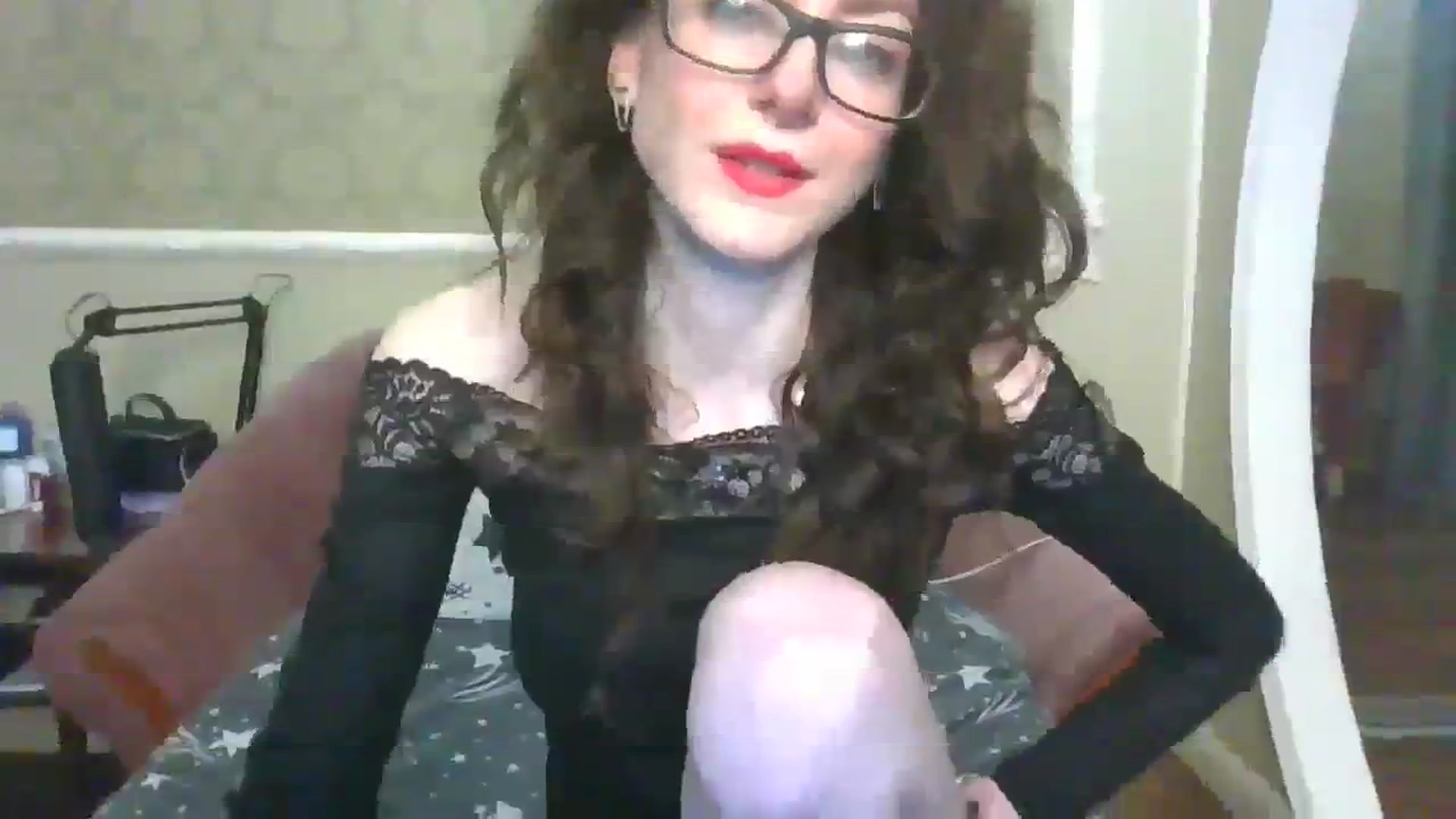 Gallery image thumbnail from Baby_Jewel's myfreecams stream on, 12/24/2023, 19:01 image 8 of 20