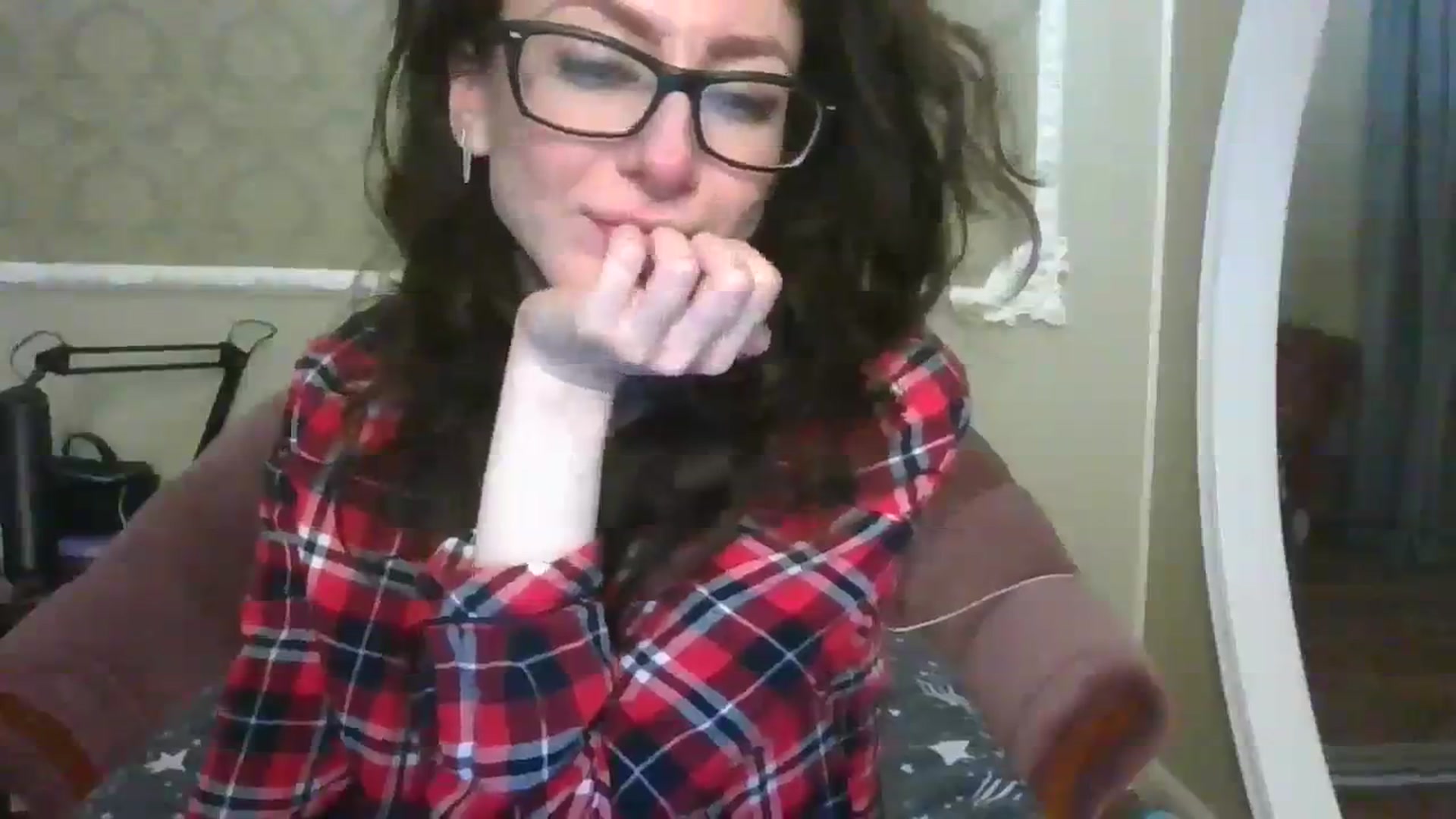 Gallery image thumbnail from Baby_Jewel's myfreecams stream on, 12/25/2023, 17:32 image 17 of 20