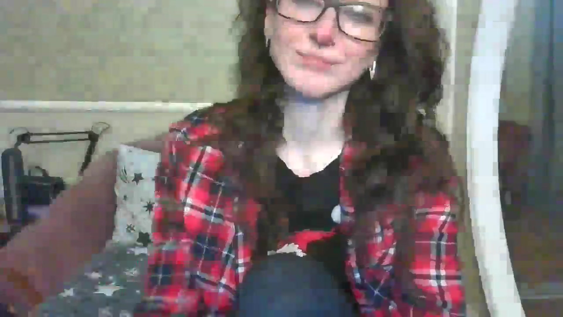 Gallery image thumbnail from Baby_Jewel's myfreecams stream on, 12/25/2023, 17:32 image 12 of 20