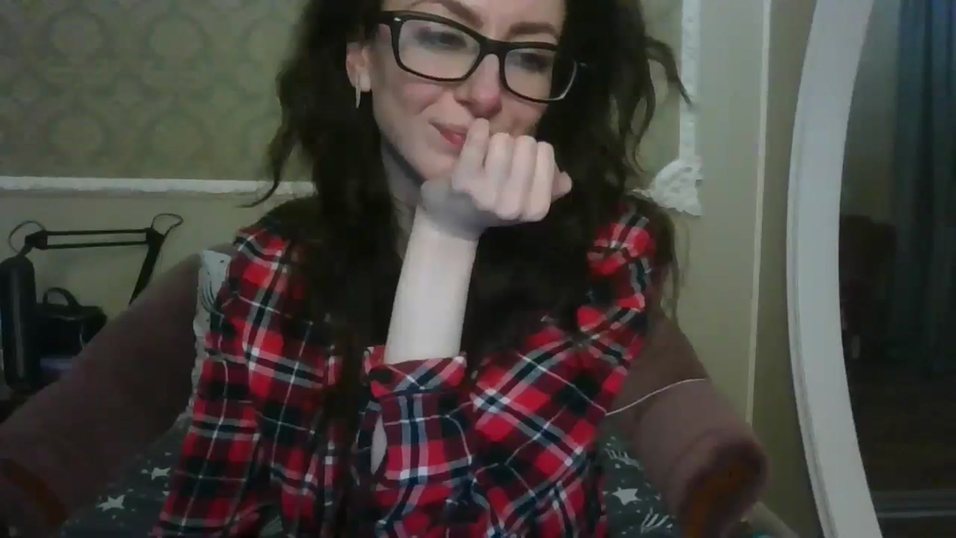 Gallery image thumbnail from Baby_Jewel's myfreecams stream on, 12/25/2023, 17:32 image 18 of 20