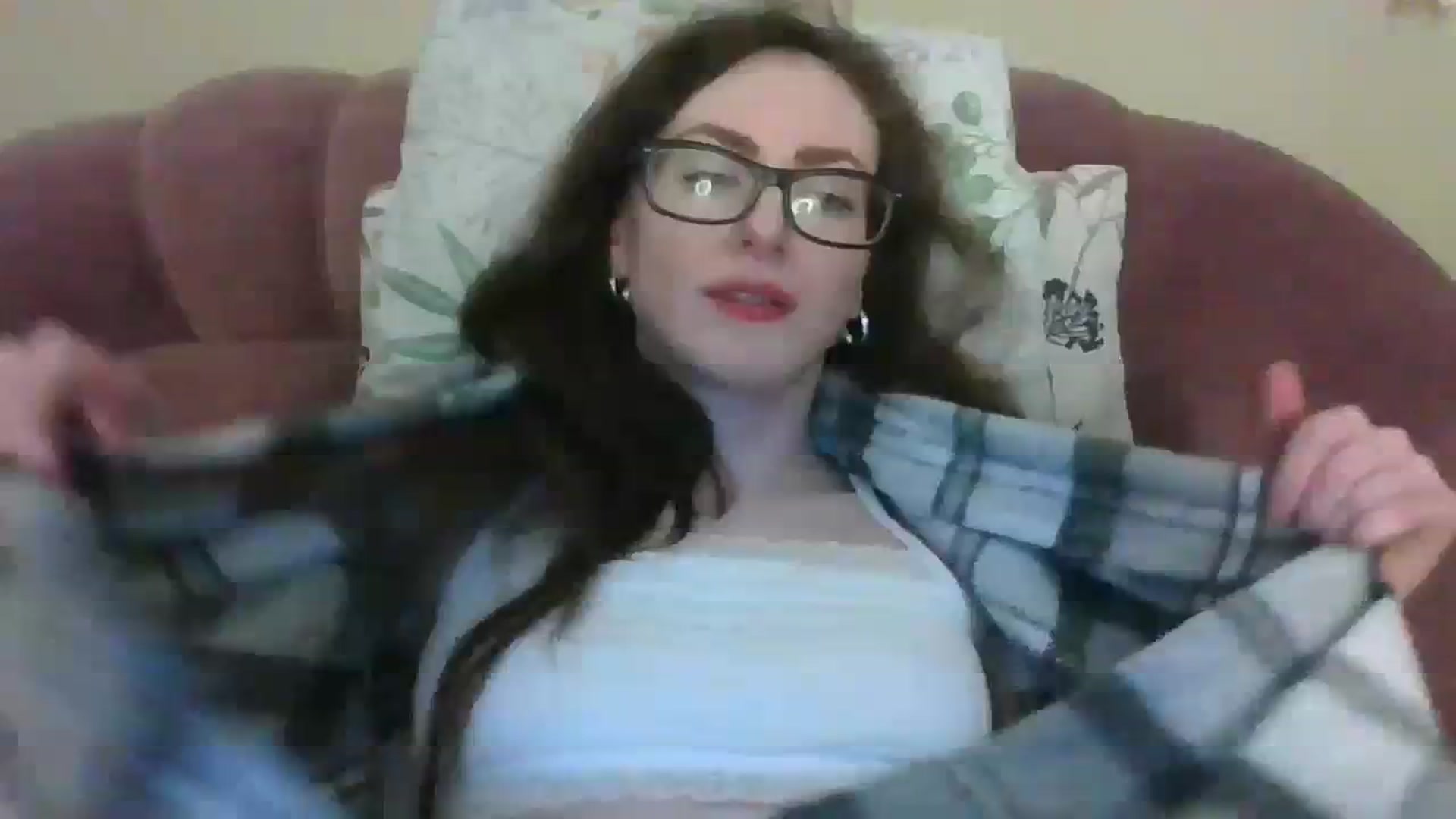 Gallery image thumbnail from Baby_Jewel's myfreecams stream on, 03/10/2024, 16:35 image 1 of 20