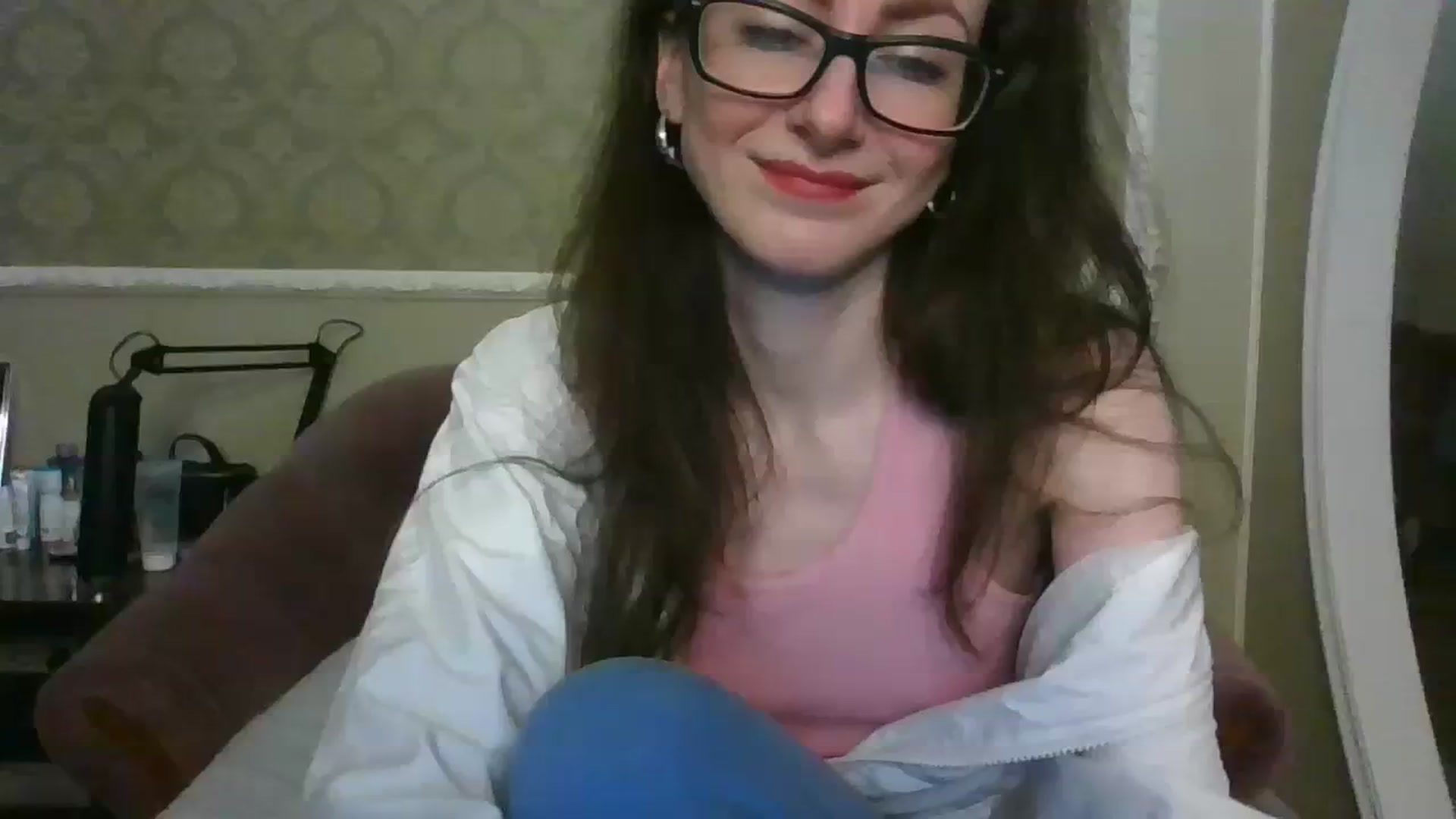 Gallery image thumbnail from Baby_Jewel's myfreecams stream on, 03/13/2024, 13:42 image 3 of 20