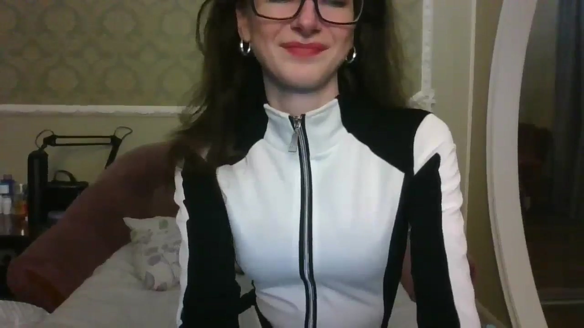 Gallery image thumbnail from Baby_Jewel's myfreecams stream on, 03/18/2024, 16:58 image 5 of 20