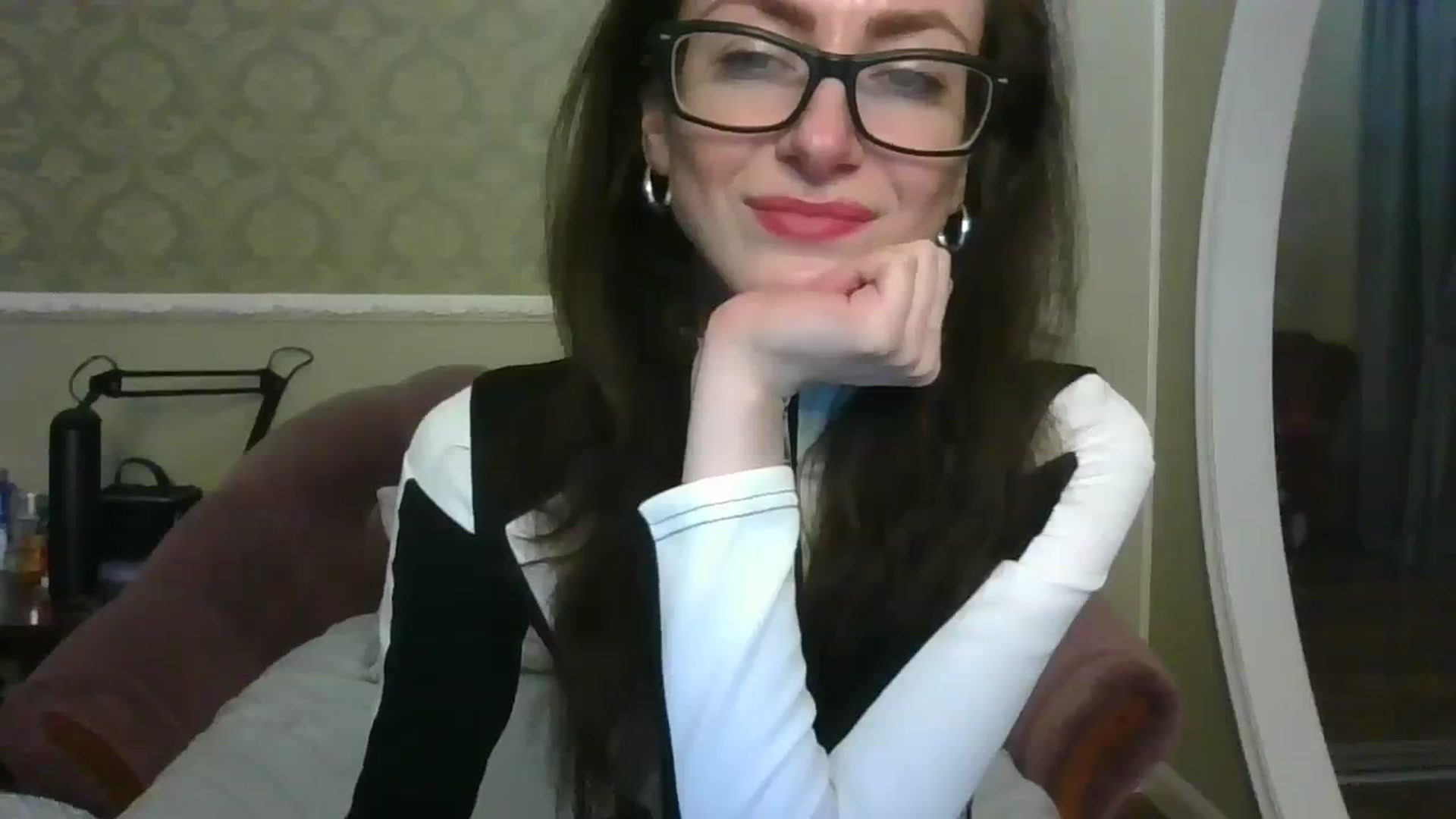 Gallery image thumbnail from Baby_Jewel's myfreecams stream on, 03/18/2024, 16:58 image 15 of 20