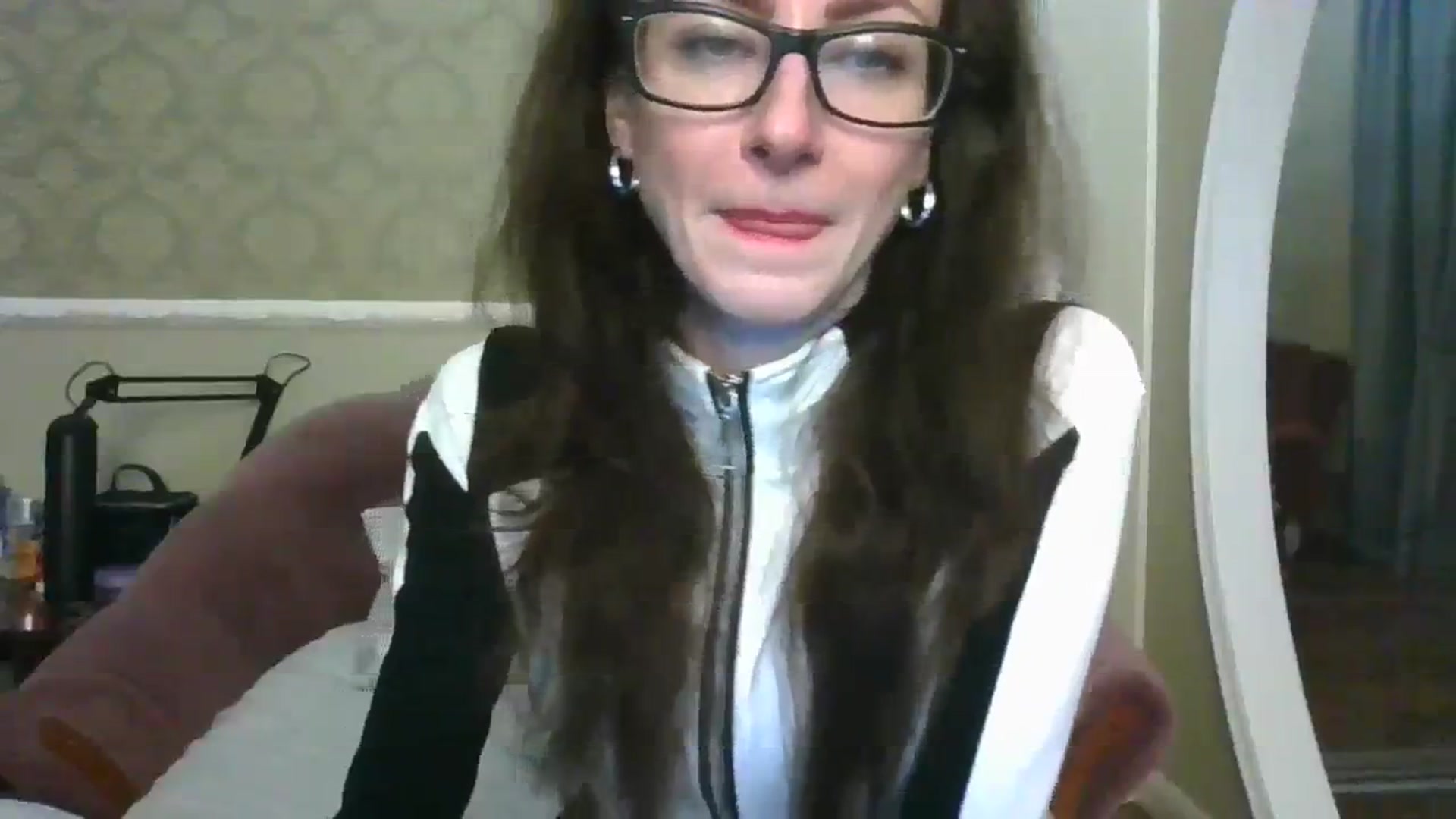 Gallery image thumbnail from Baby_Jewel's myfreecams stream on, 03/18/2024, 16:58 image 17 of 20