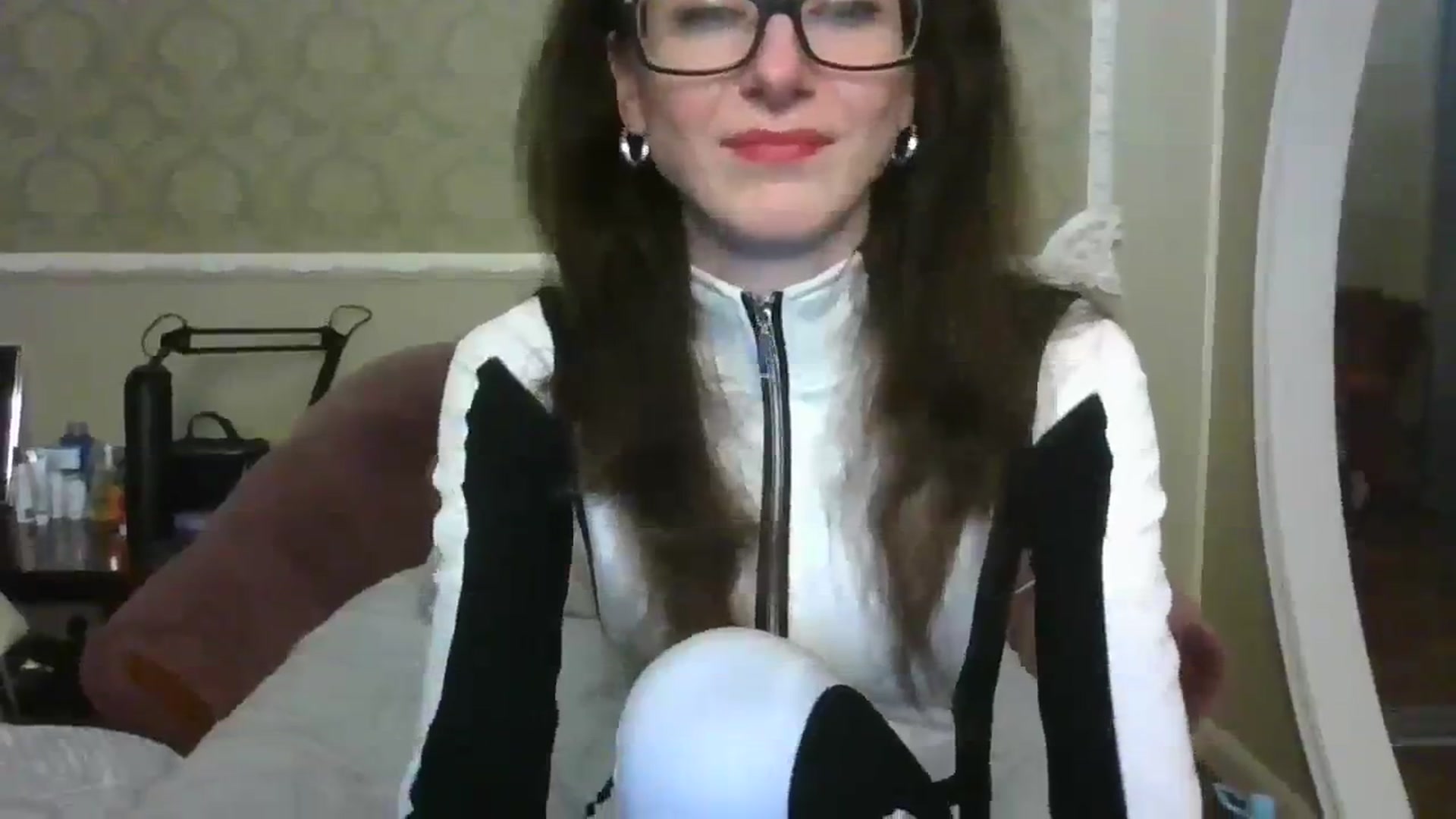 Gallery image thumbnail from Baby_Jewel's myfreecams stream on, 03/18/2024, 16:58 image 2 of 20