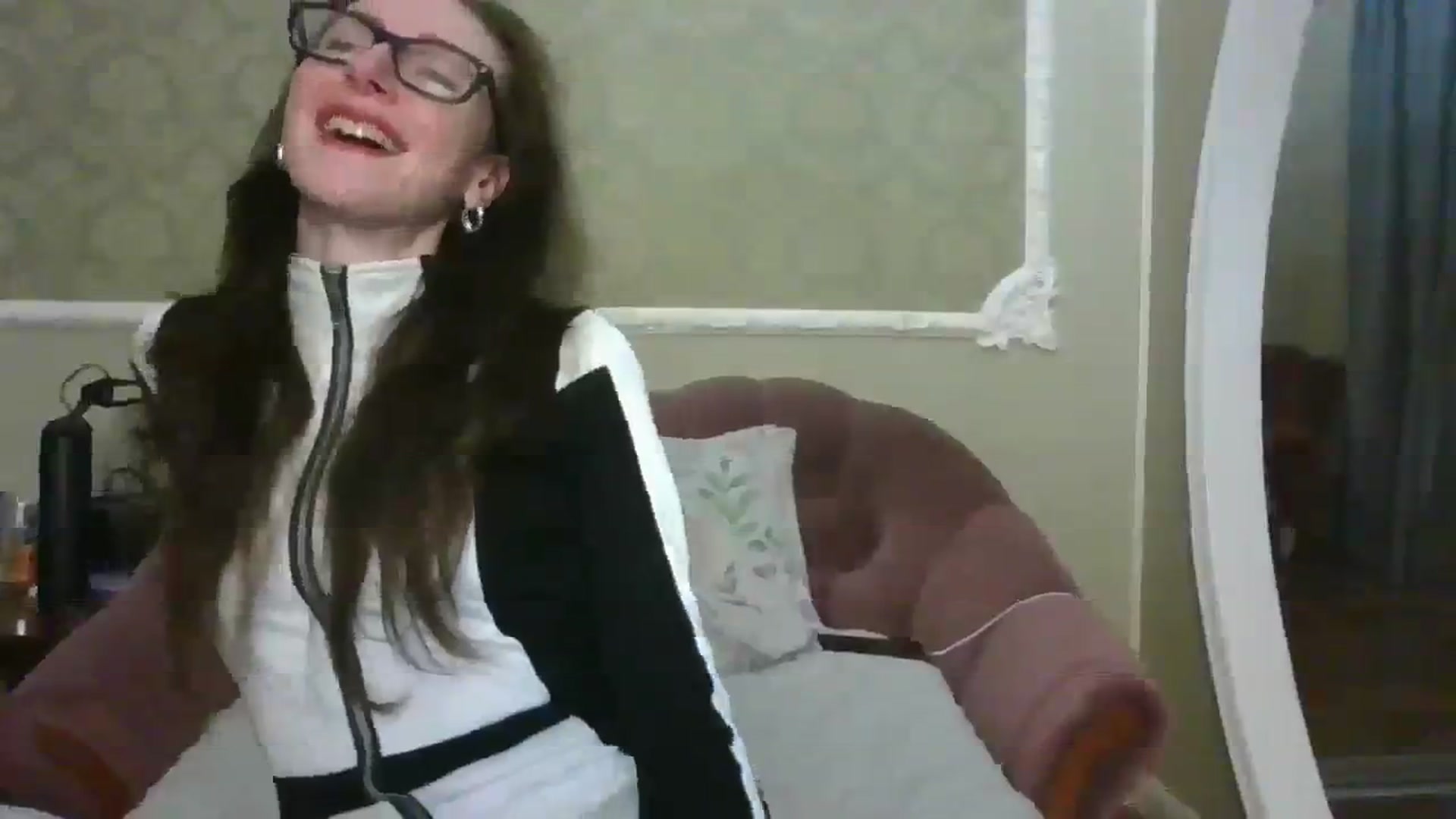 Gallery image thumbnail from Baby_Jewel's myfreecams stream on, 03/18/2024, 16:58 image 13 of 20