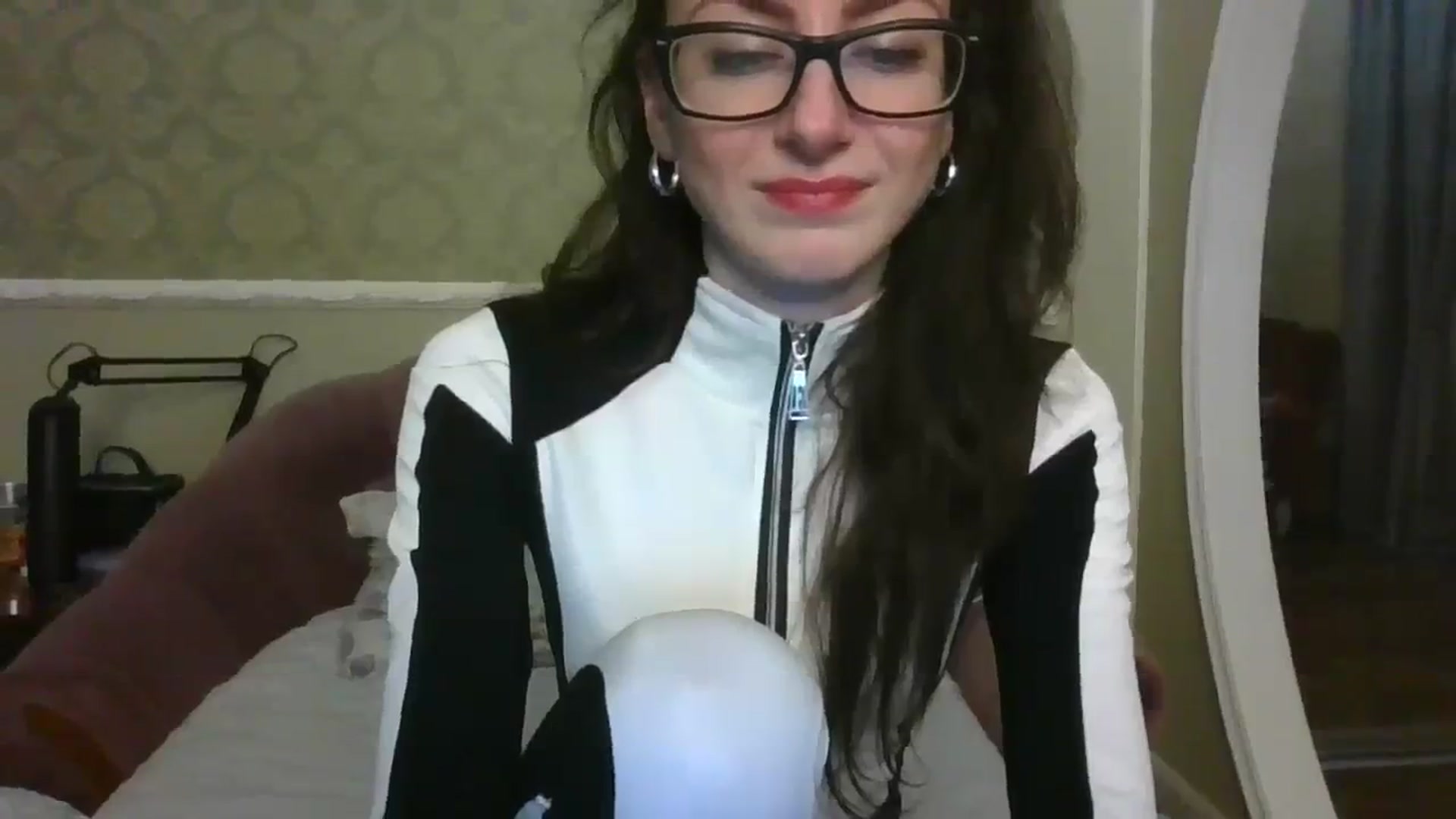 Gallery image thumbnail from Baby_Jewel's myfreecams stream on, 03/18/2024, 17:53 image 18 of 20