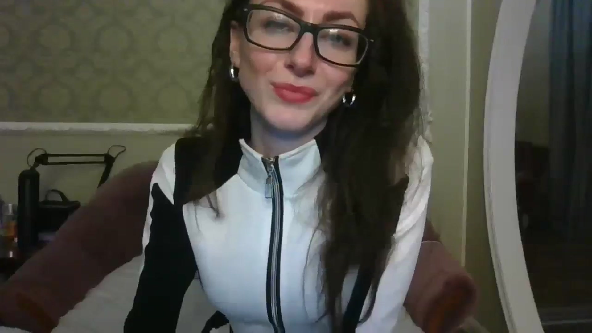 Gallery image thumbnail from Baby_Jewel's myfreecams stream on, 03/18/2024, 17:53 image 3 of 20