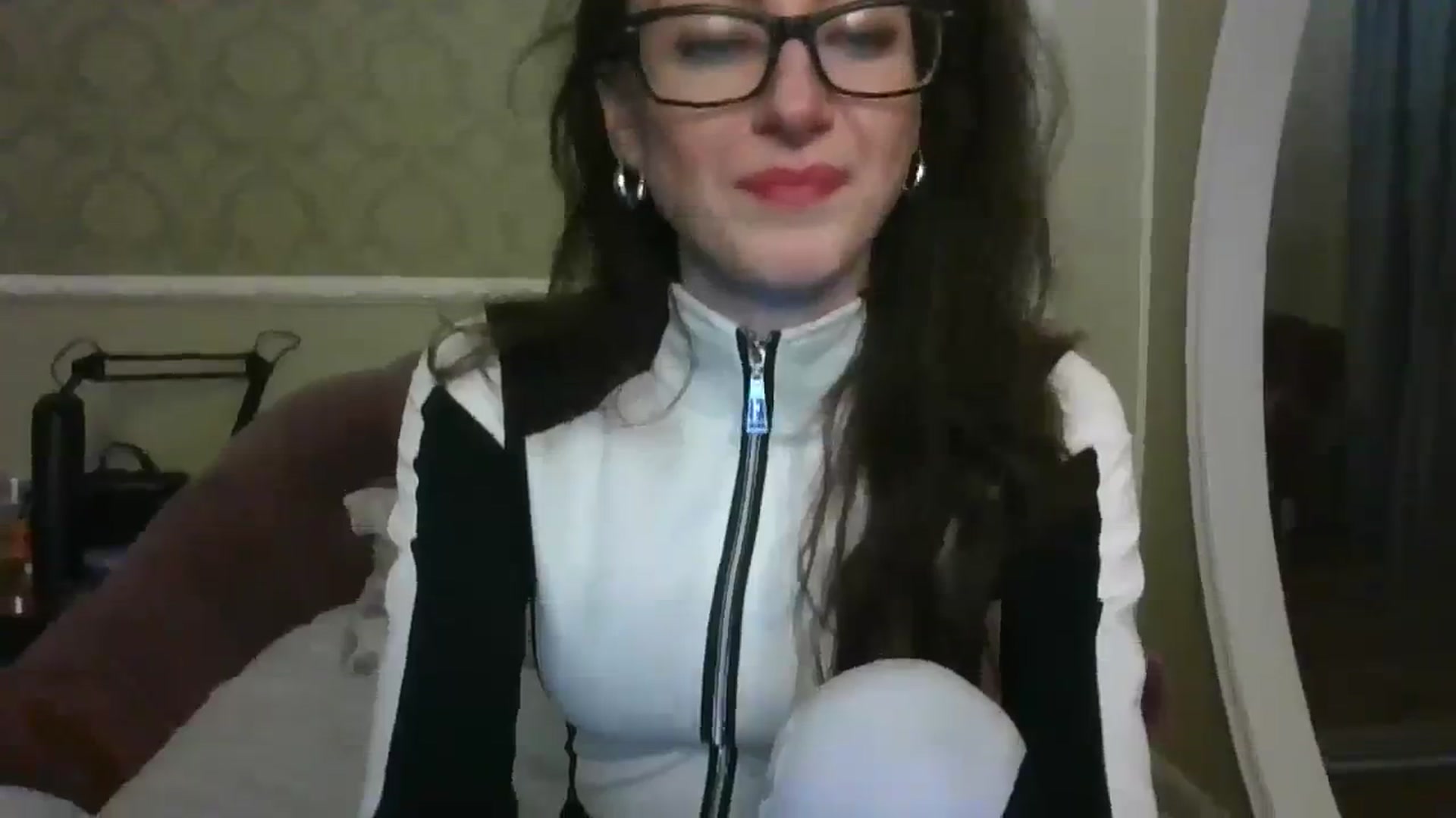 Gallery image thumbnail from Baby_Jewel's myfreecams stream on, 03/18/2024, 17:53 image 20 of 20