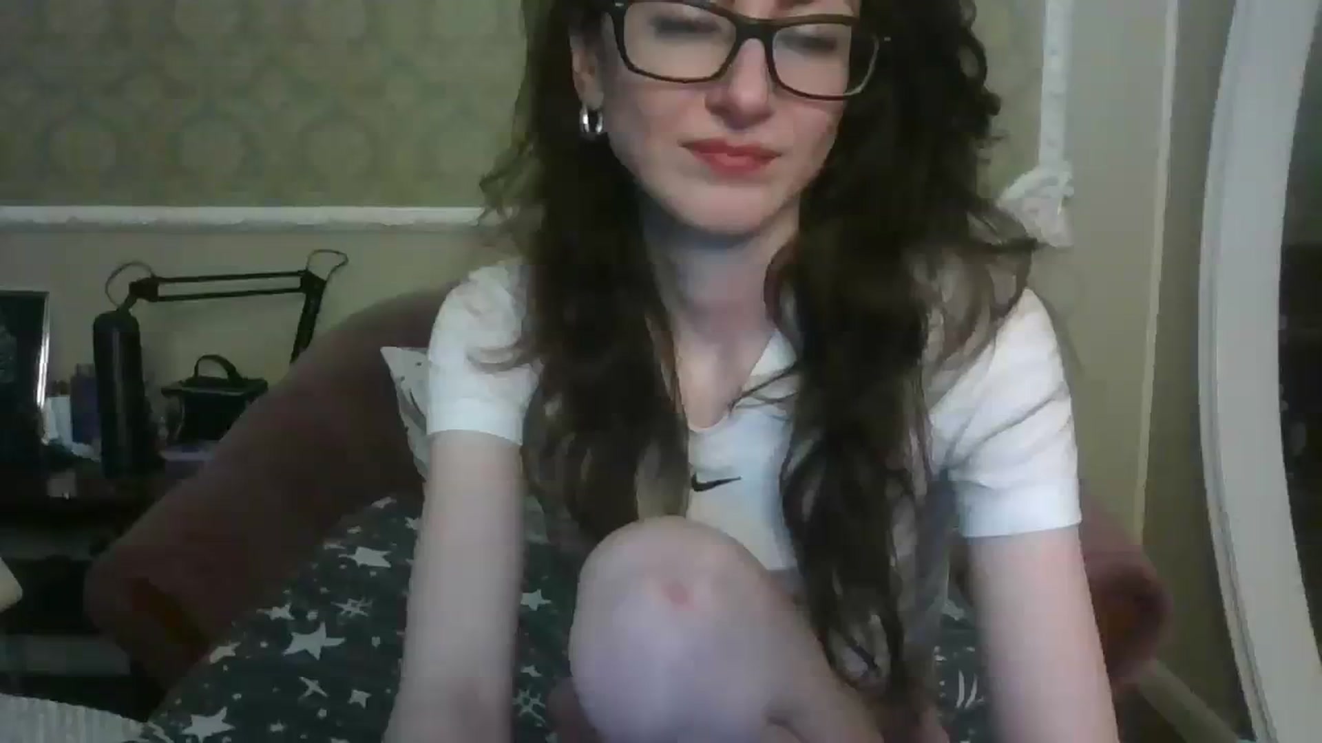 Gallery image thumbnail from Baby_Jewel's myfreecams stream on, 03/26/2024, 14:34 image 9 of 20