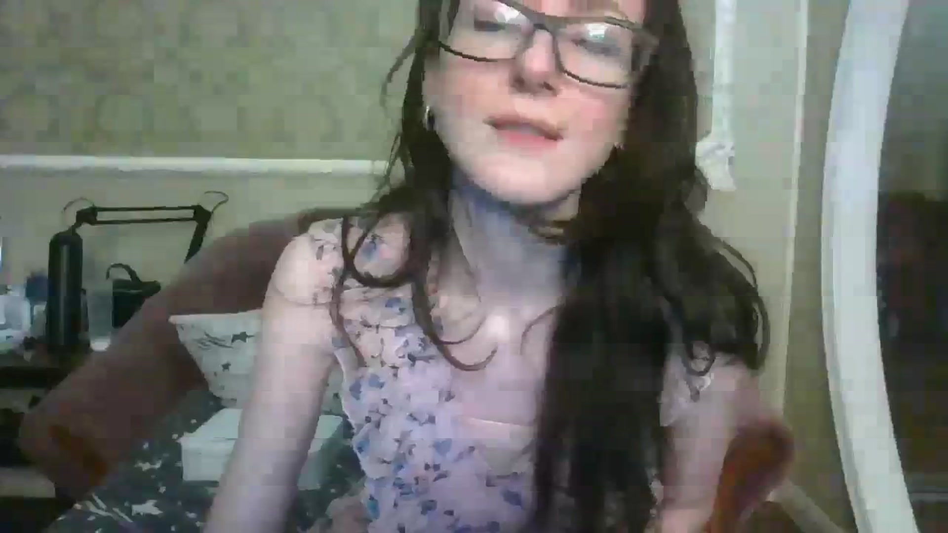 Gallery image thumbnail from Baby_Jewel's myfreecams stream on, 03/30/2024, 17:46 image 10 of 20