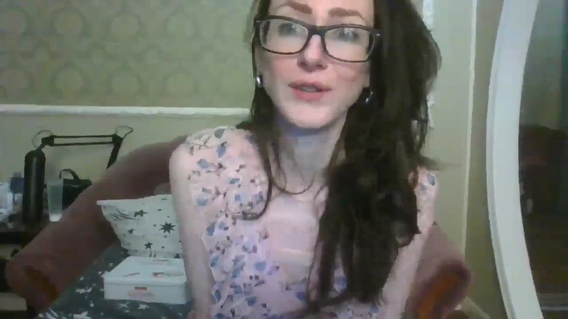 Gallery image thumbnail from Baby_Jewel's myfreecams stream on, 03/30/2024, 17:46 image 9 of 20