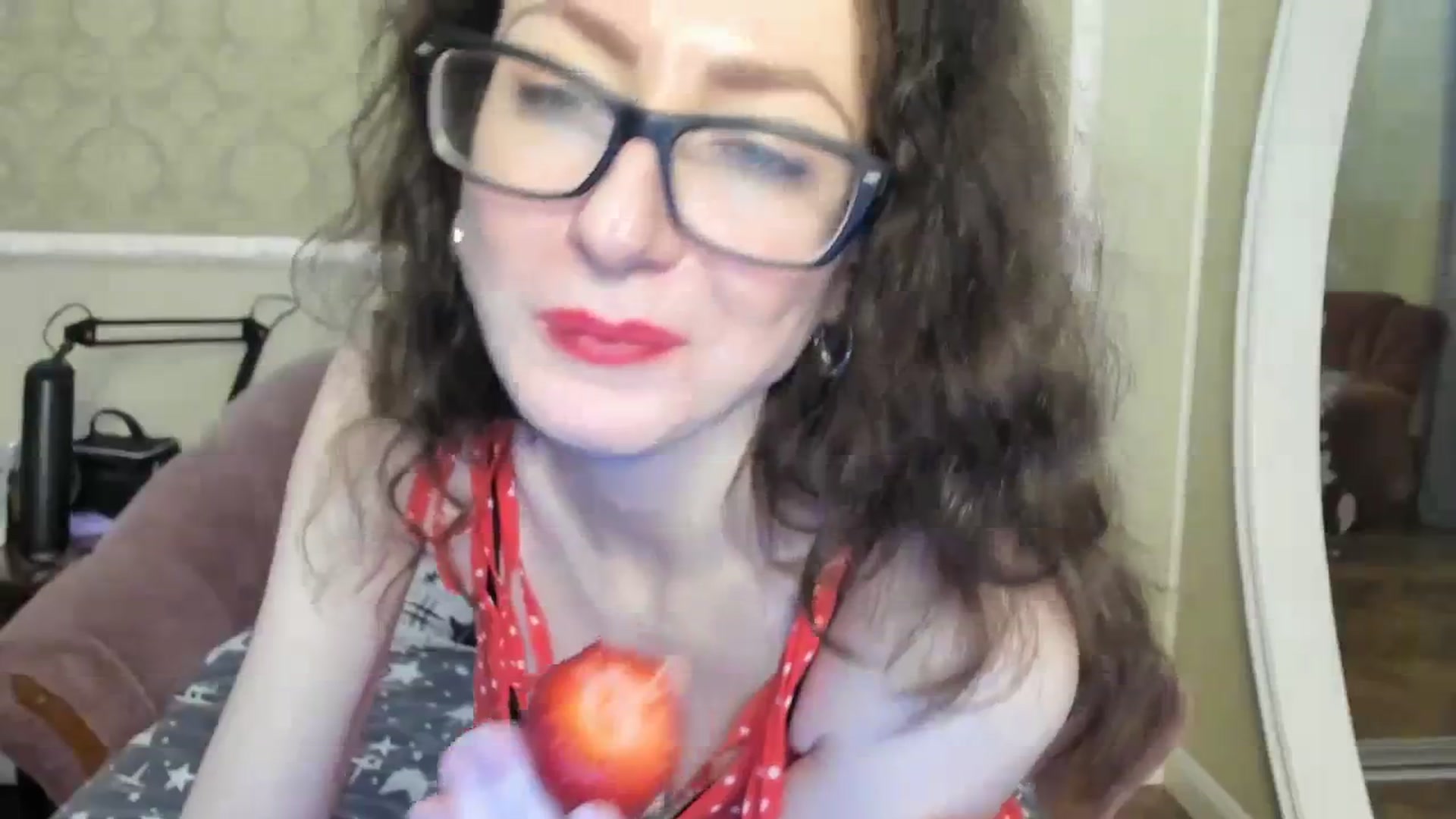 Gallery image thumbnail from Baby_Jewel's myfreecams stream on, 03/31/2024, 14:56 image 12 of 20
