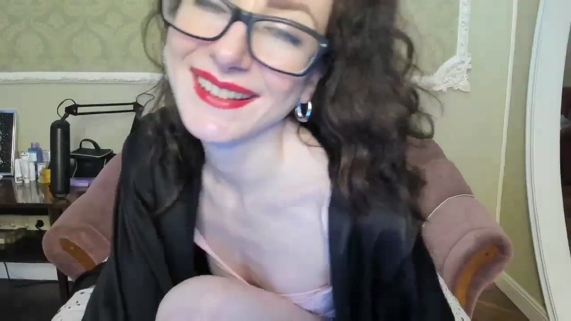 Gallery image thumbnail from Baby_Jewel's myfreecams stream on, 04/01/2024, 11:53 image 10 of 20