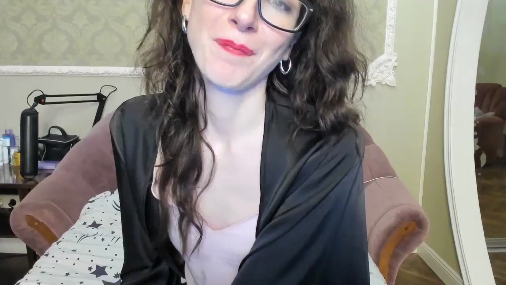 Gallery image thumbnail from Baby_Jewel's myfreecams stream on, 04/01/2024, 14:30 image 13 of 20