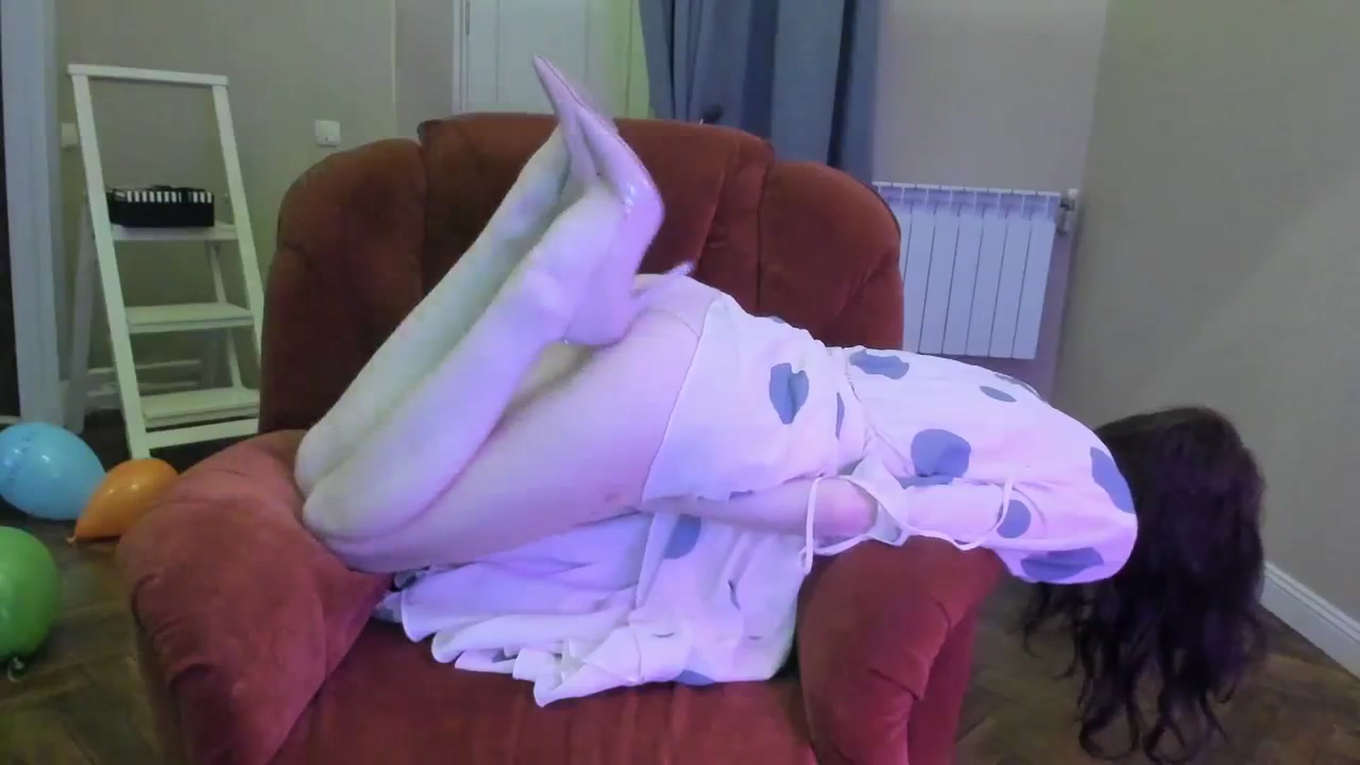 Gallery image thumbnail from Baby_Jewel's myfreecams stream on, 04/07/2024, 15:55 image 18 of 20