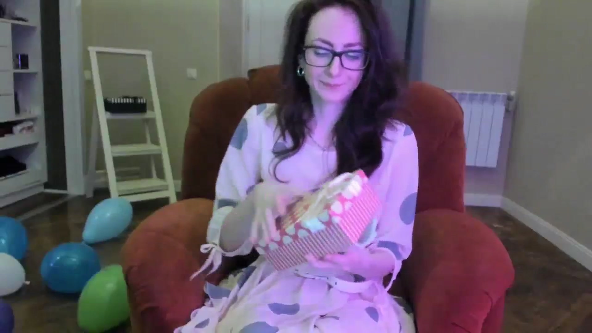 Gallery image thumbnail from Baby_Jewel's myfreecams stream on, 04/07/2024, 15:55 image 8 of 20