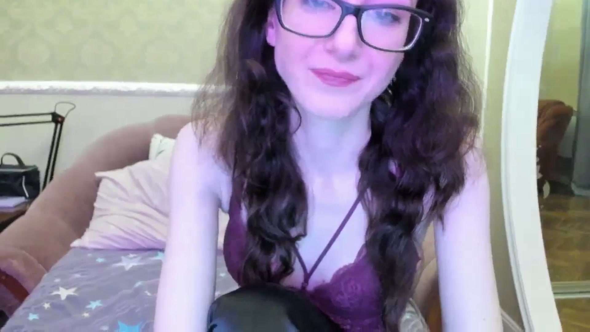 Gallery image thumbnail from Baby_Jewel's myfreecams stream on, 04/14/2024, 14:49 image 8 of 20