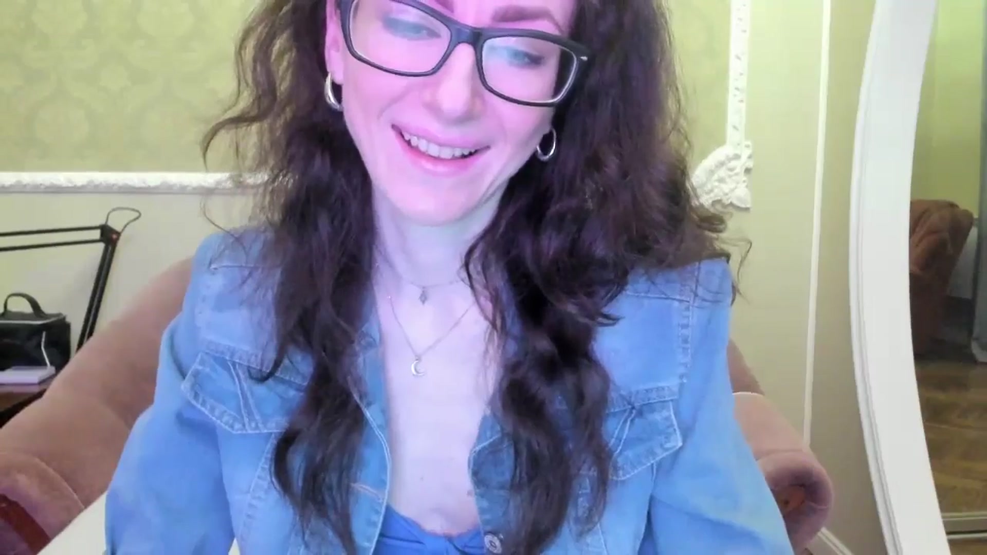 Gallery image thumbnail from Baby_Jewel's myfreecams stream on, 04/28/2024, 12:53 image 4 of 20