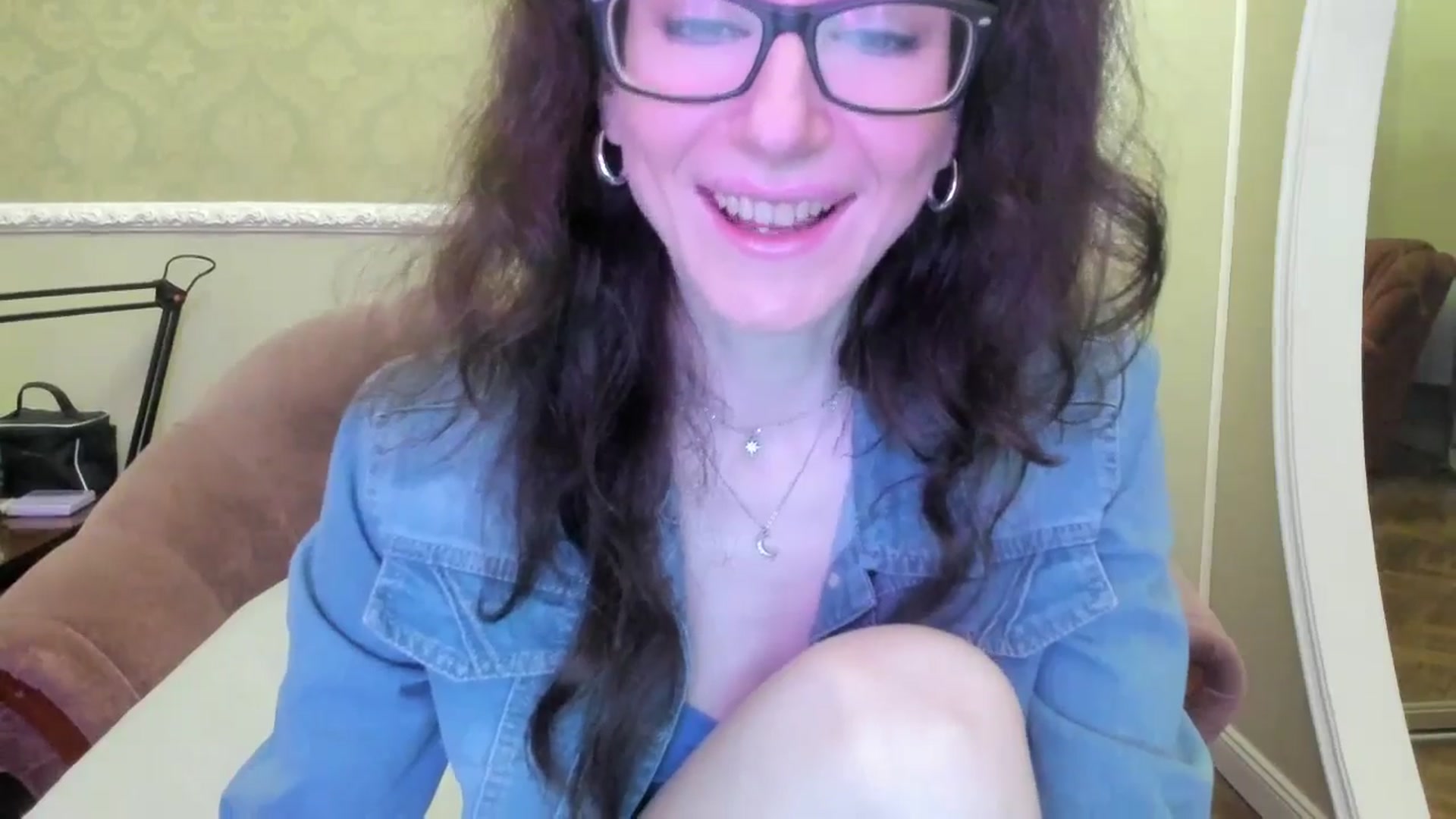 Gallery image thumbnail from Baby_Jewel's myfreecams stream on, 04/28/2024, 12:53 image 11 of 20