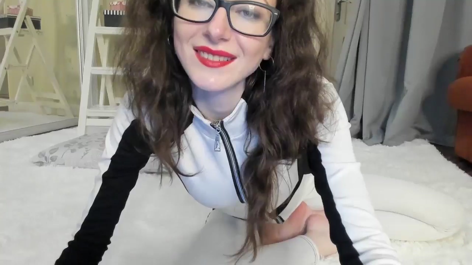 Gallery image thumbnail from Baby_Jewel's myfreecams stream on, 05/02/2024, 14:10 image 11 of 20