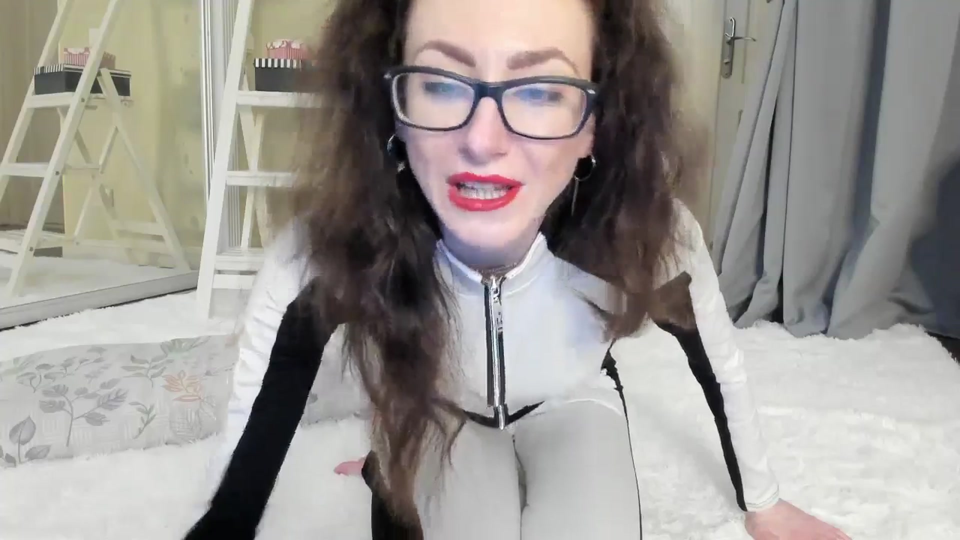 Gallery image thumbnail from Baby_Jewel's myfreecams stream on, 05/02/2024, 14:10 image 7 of 20
