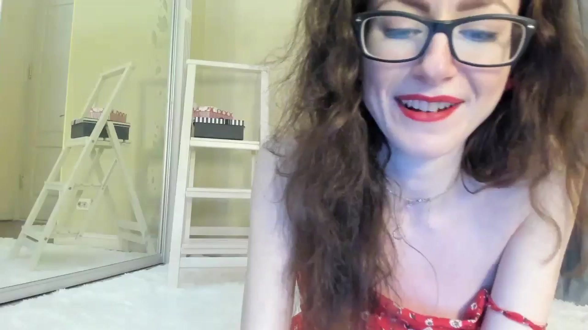 Gallery image thumbnail from Baby_Jewel's myfreecams stream on, 05/05/2024, 13:19 image 10 of 20