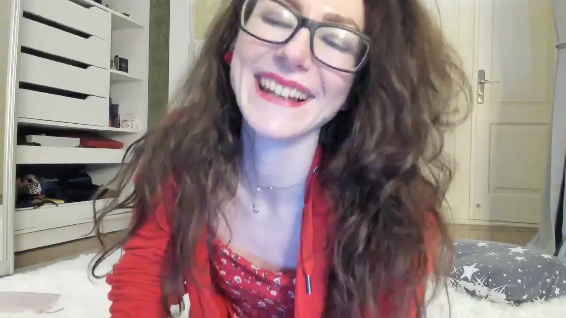 Gallery image thumbnail from Baby_Jewel's myfreecams stream on, 05/05/2024, 17:52 image 16 of 20