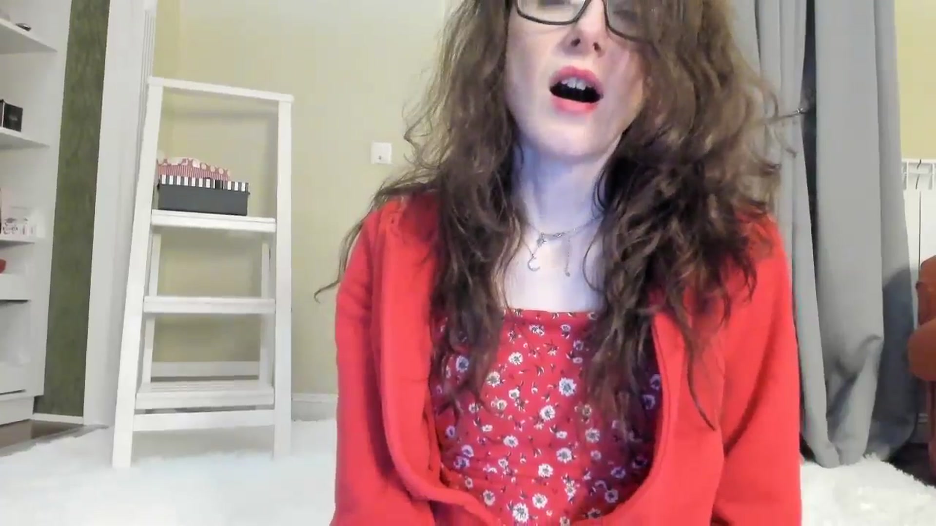 Gallery image thumbnail from Baby_Jewel's myfreecams stream on, 05/05/2024, 17:52 image 5 of 20