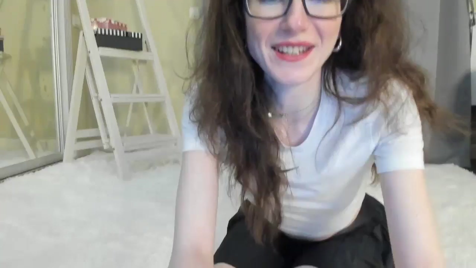Gallery image thumbnail from Baby_Jewel's myfreecams stream on, 05/06/2024, 13:25 image 2 of 20