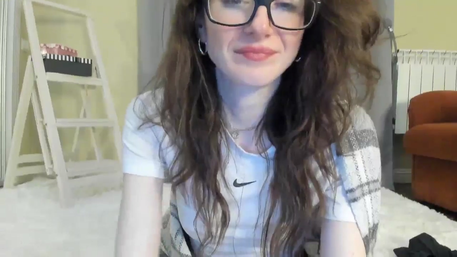 Gallery image thumbnail from Baby_Jewel's myfreecams stream on, 05/06/2024, 14:42 image 10 of 20
