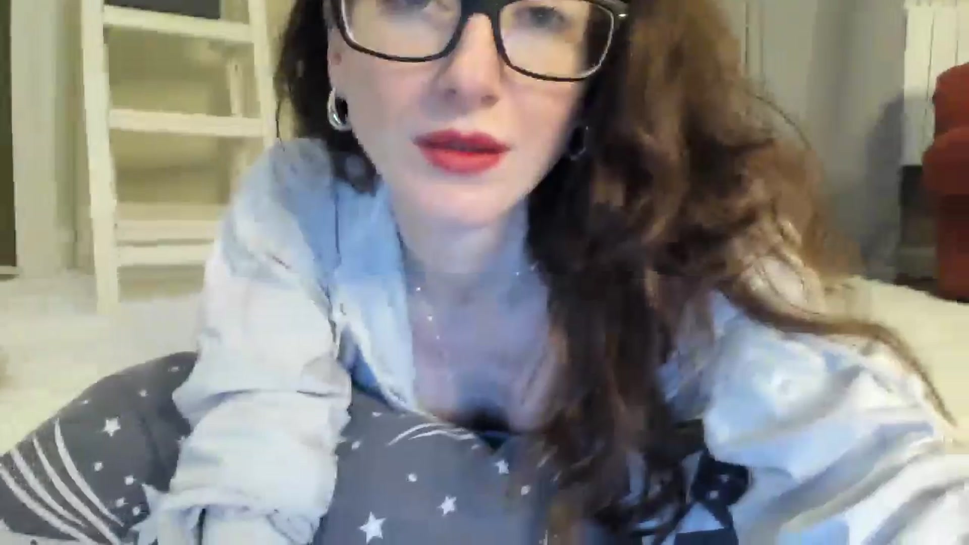 Gallery image thumbnail from Baby_Jewel's myfreecams stream on, 05/10/2024, 12:59 image 4 of 20