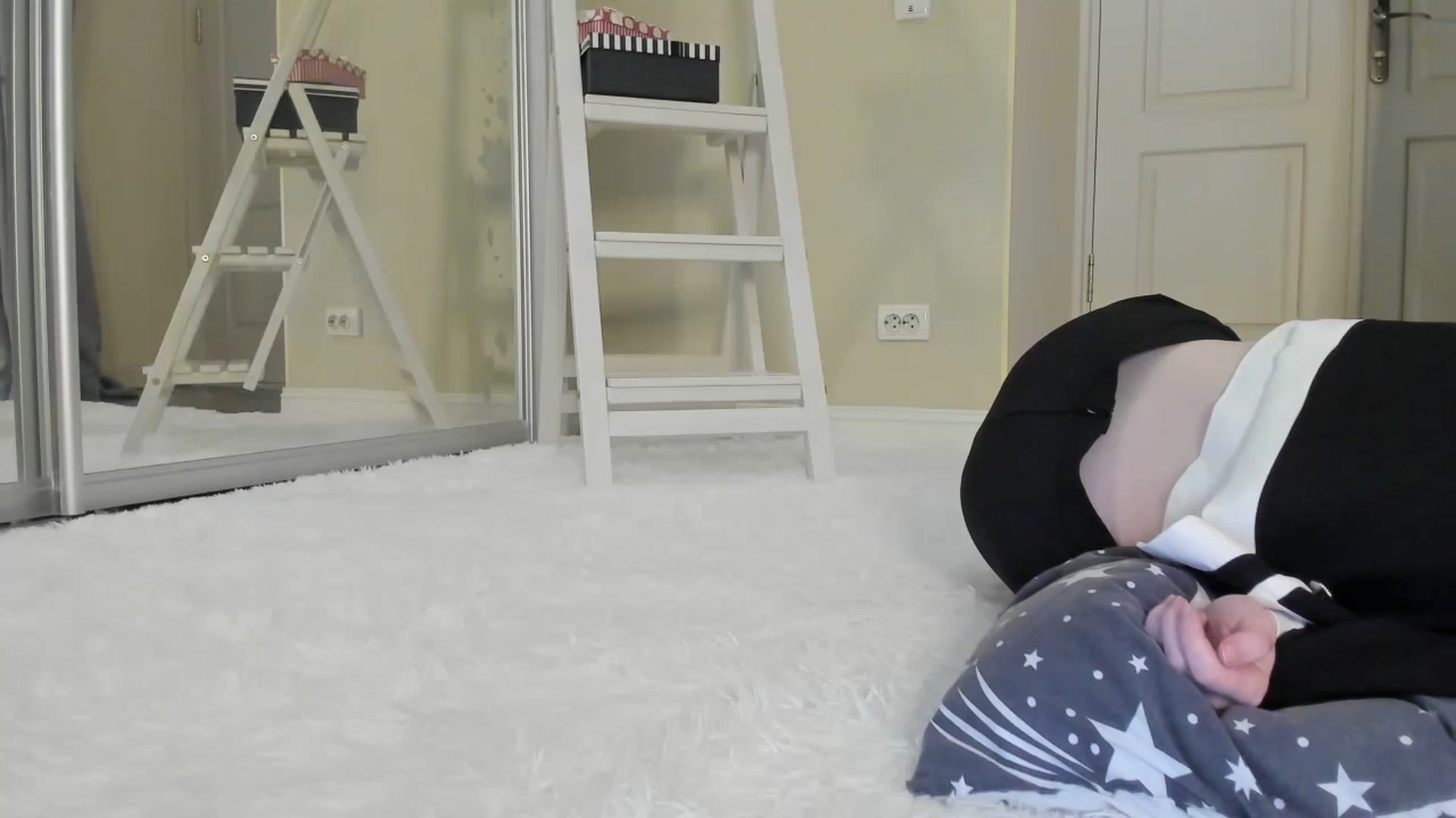 Gallery image thumbnail from Baby_Jewel's myfreecams stream on, 05/11/2024, 12:55 image 4 of 20