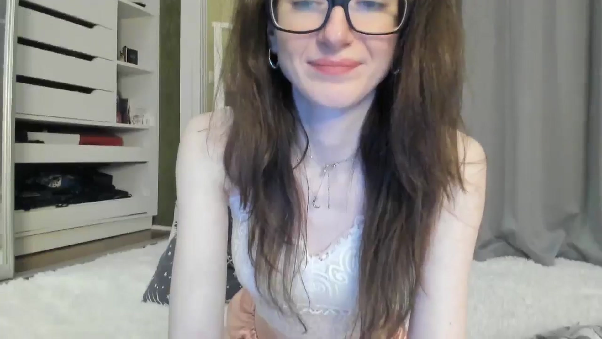 Gallery image thumbnail from Baby_Jewel's myfreecams stream on, 05/15/2024, 12:29 image 16 of 20