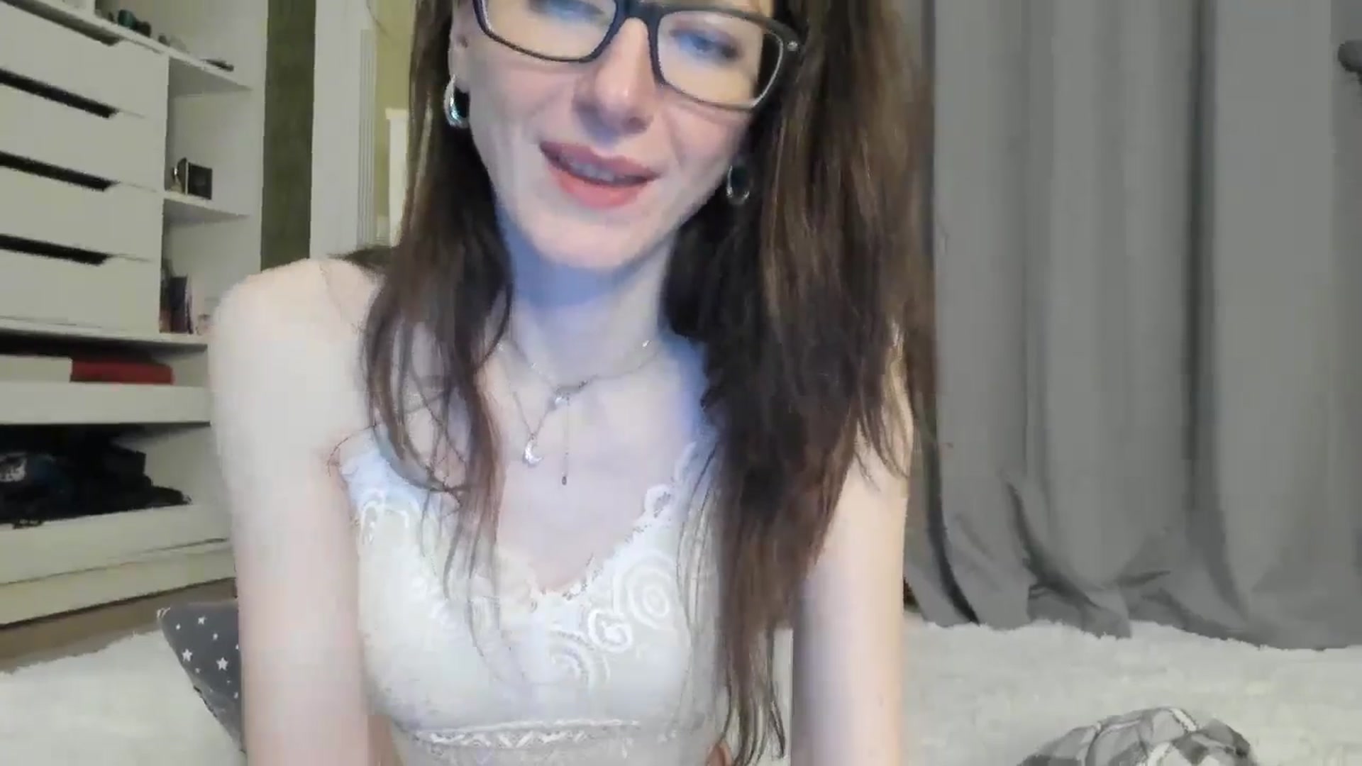 Gallery image thumbnail from Baby_Jewel's myfreecams stream on, 05/15/2024, 14:37 image 4 of 20