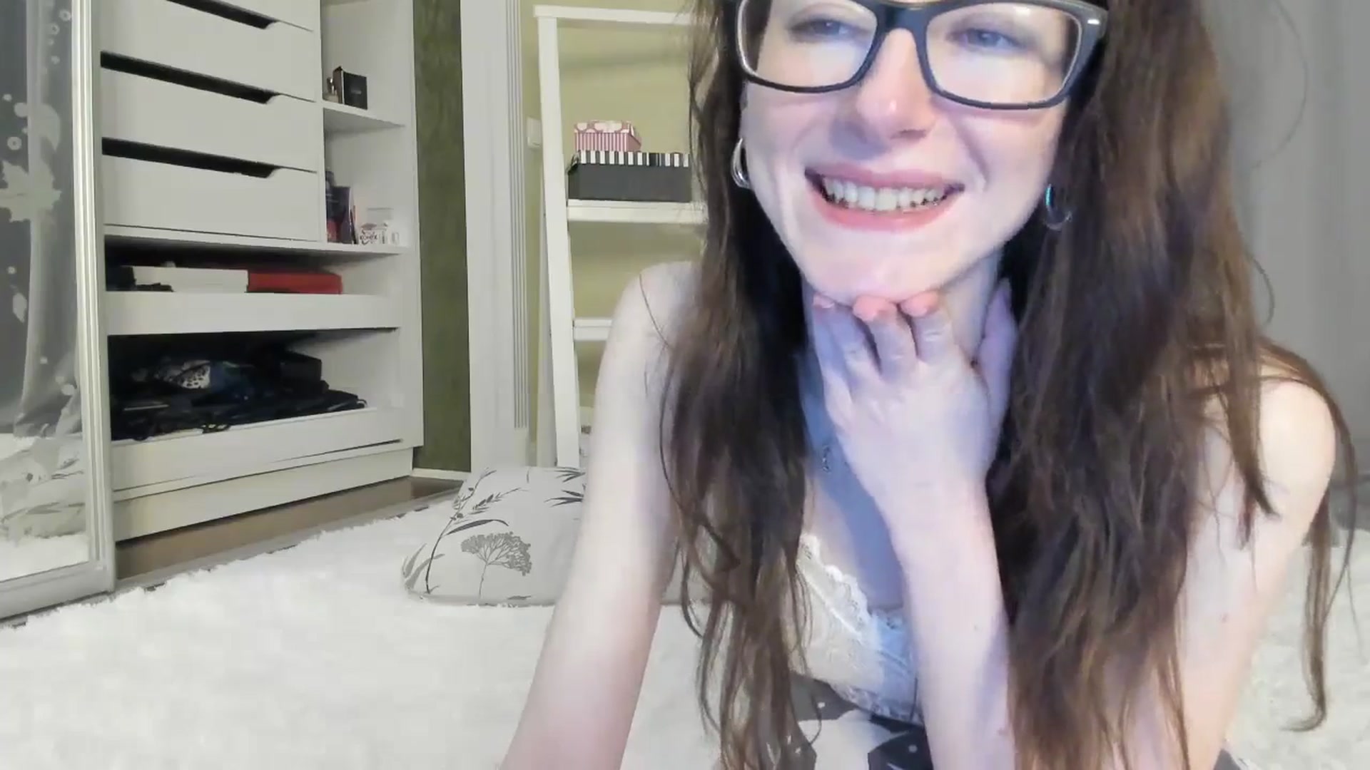 Gallery image thumbnail from Baby_Jewel's myfreecams stream on, 05/15/2024, 14:37 image 17 of 20